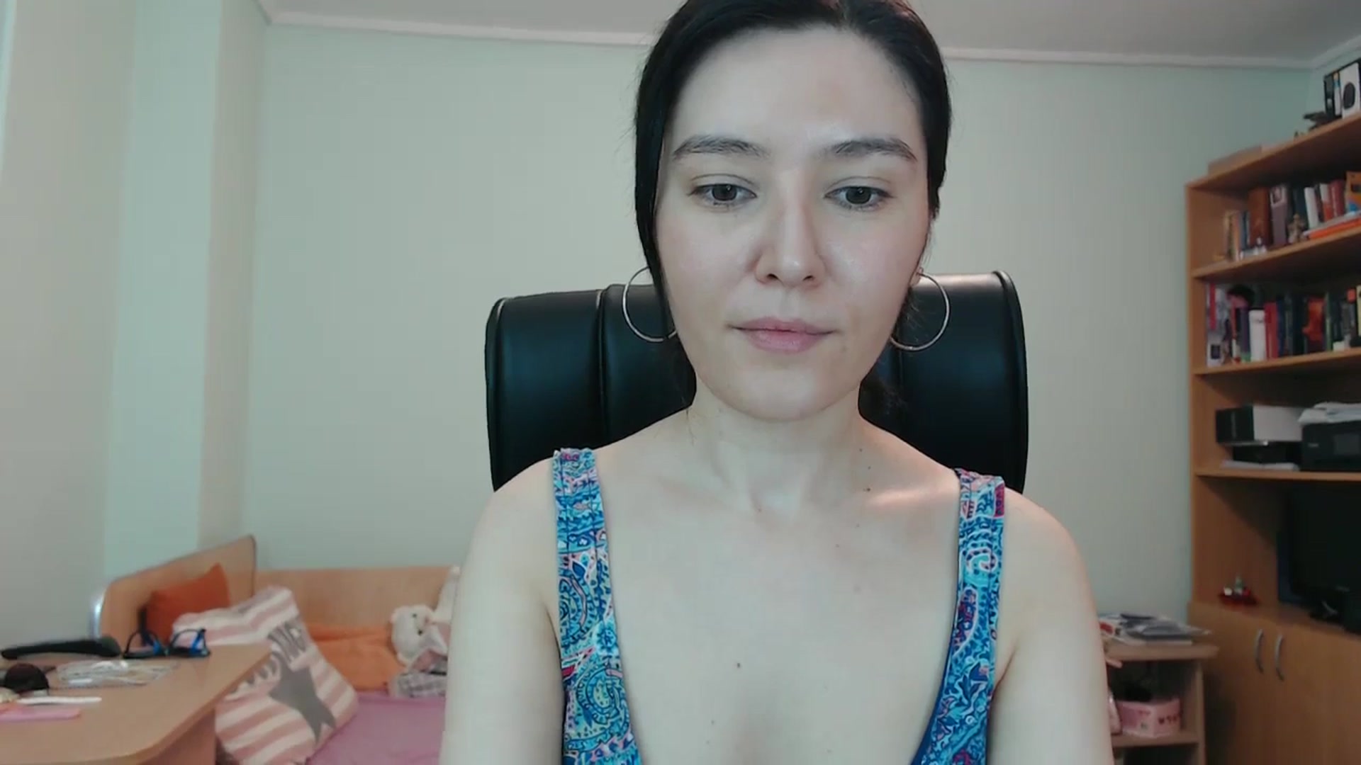 Gallery image thumbnail from SailorJupitr's myfreecams stream on, 06/25/2024, 18:55 image 14 of 20