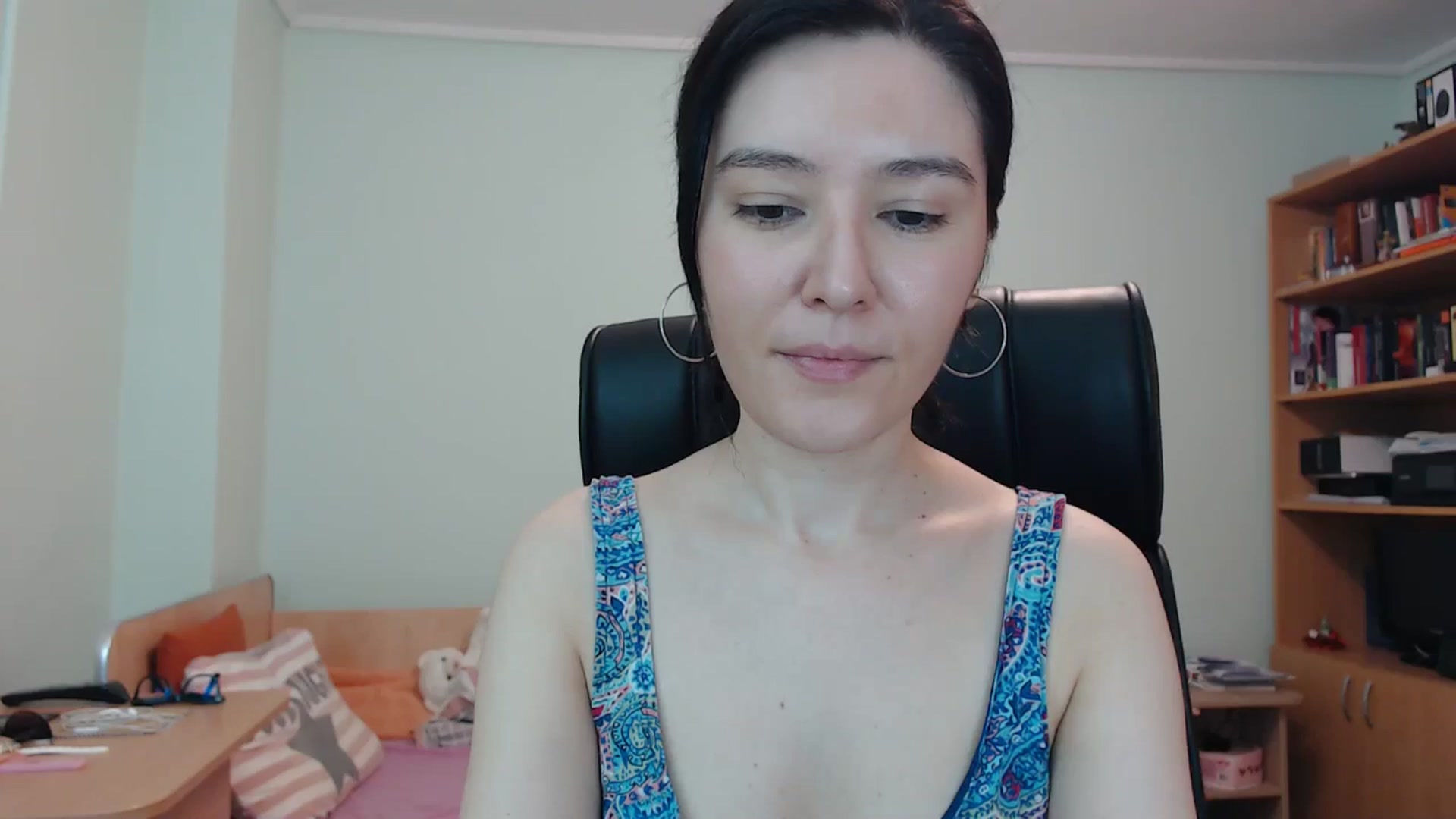 Gallery image thumbnail from SailorJupitr's myfreecams stream on, 06/25/2024, 18:55 image 12 of 20
