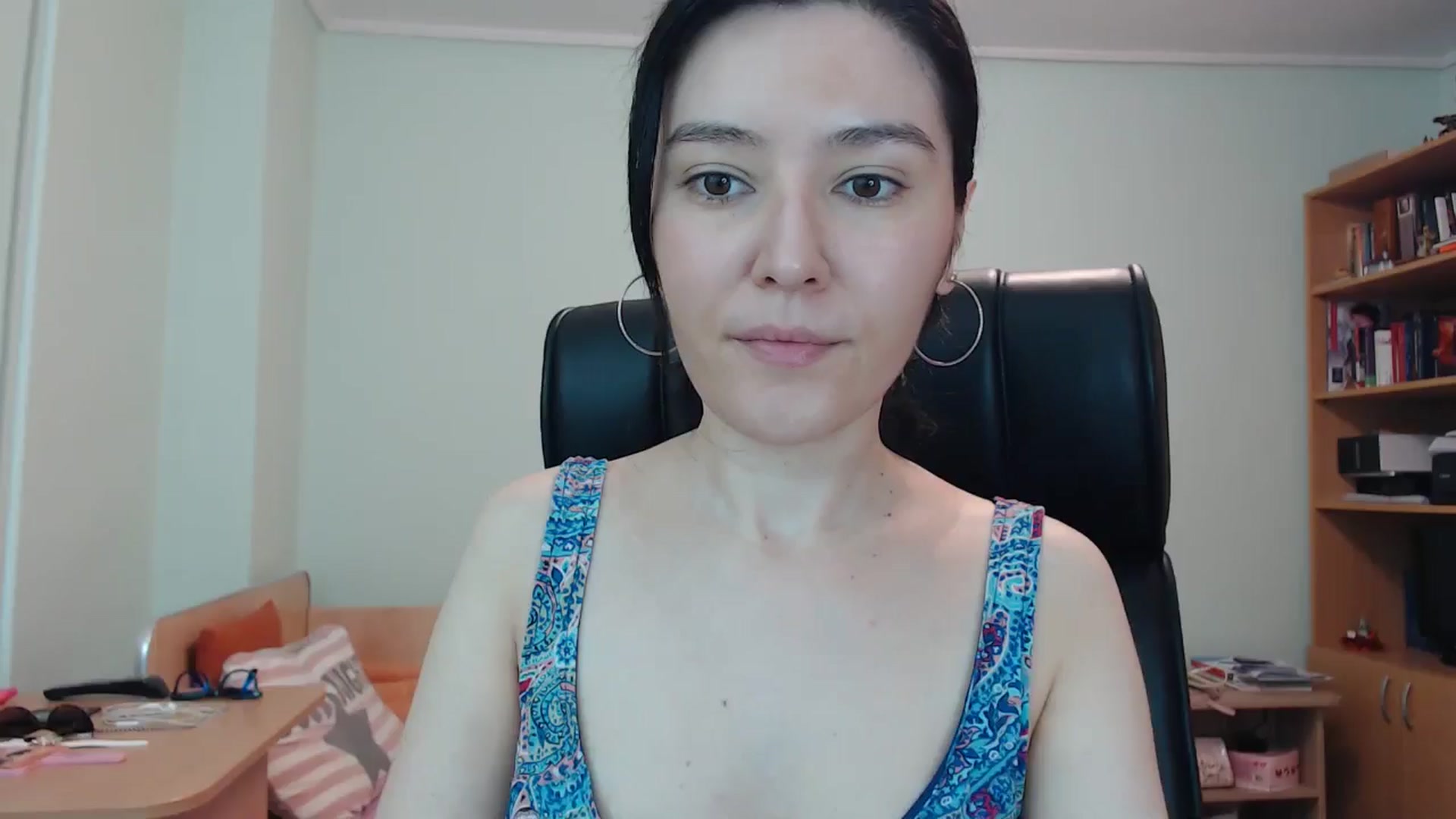 Gallery image thumbnail from SailorJupitr's myfreecams stream on, 06/25/2024, 18:55 image 1 of 20