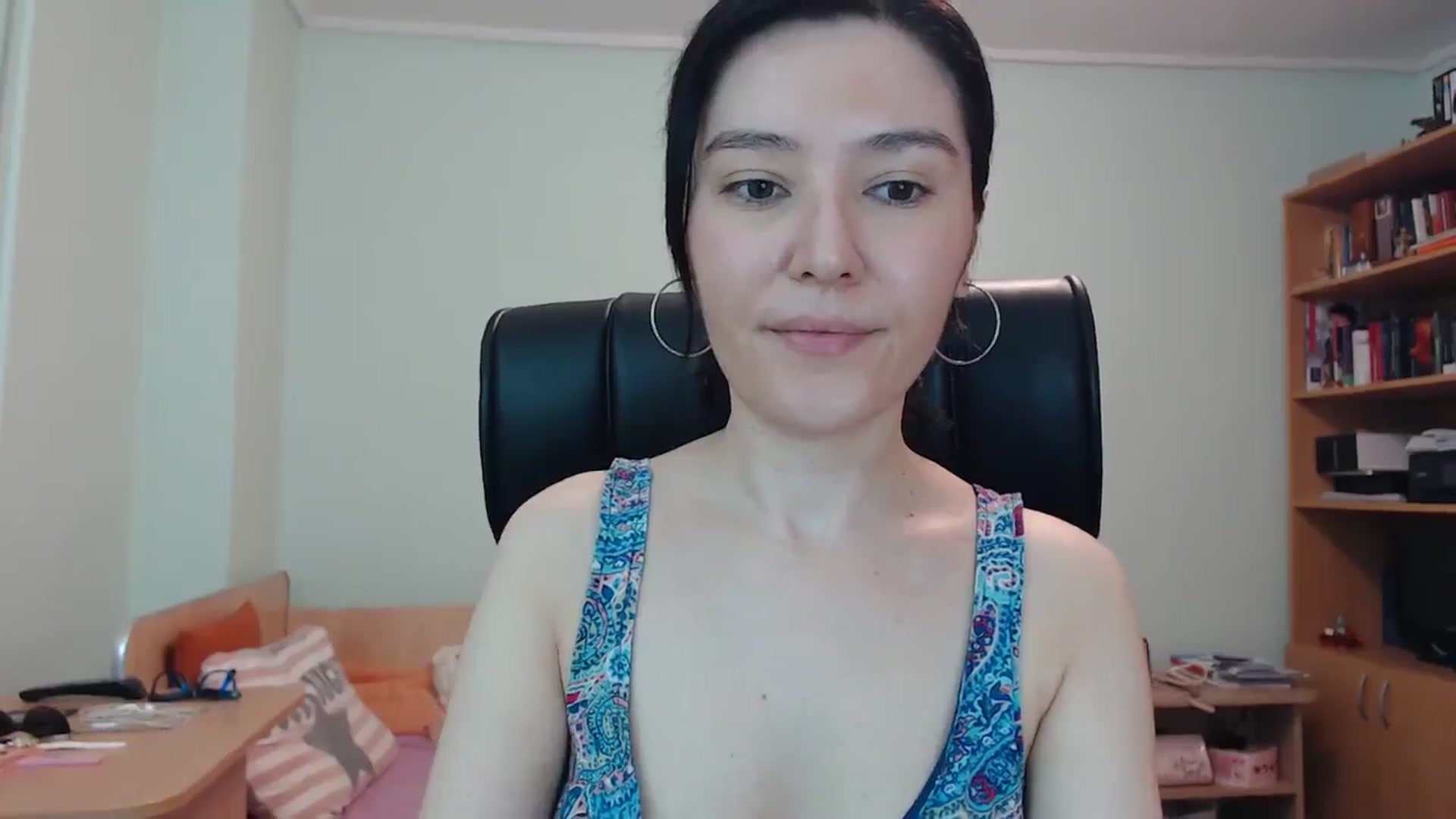 Gallery image thumbnail from SailorJupitr's myfreecams stream on, 06/25/2024, 18:55 image 7 of 20