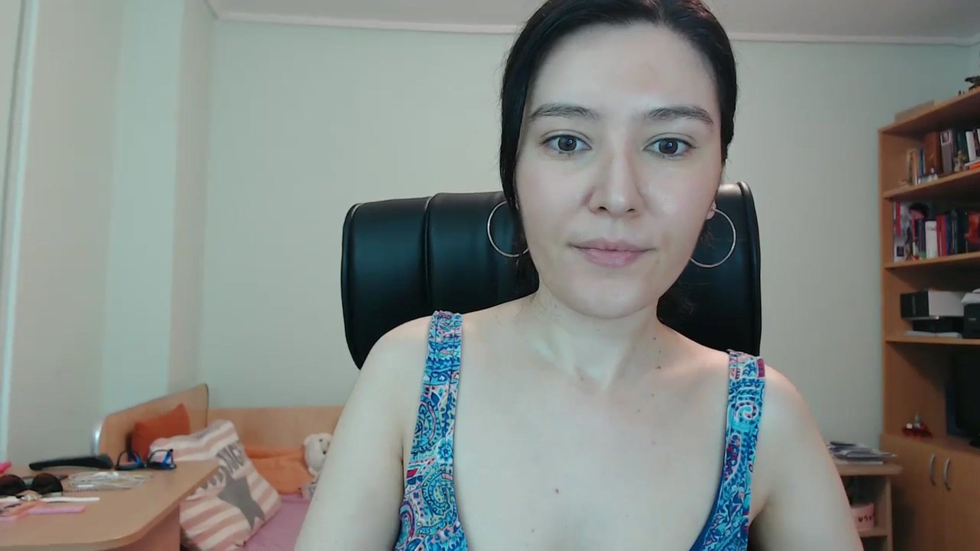 Gallery image thumbnail from SailorJupitr's myfreecams stream on, 06/25/2024, 18:55 image 3 of 20