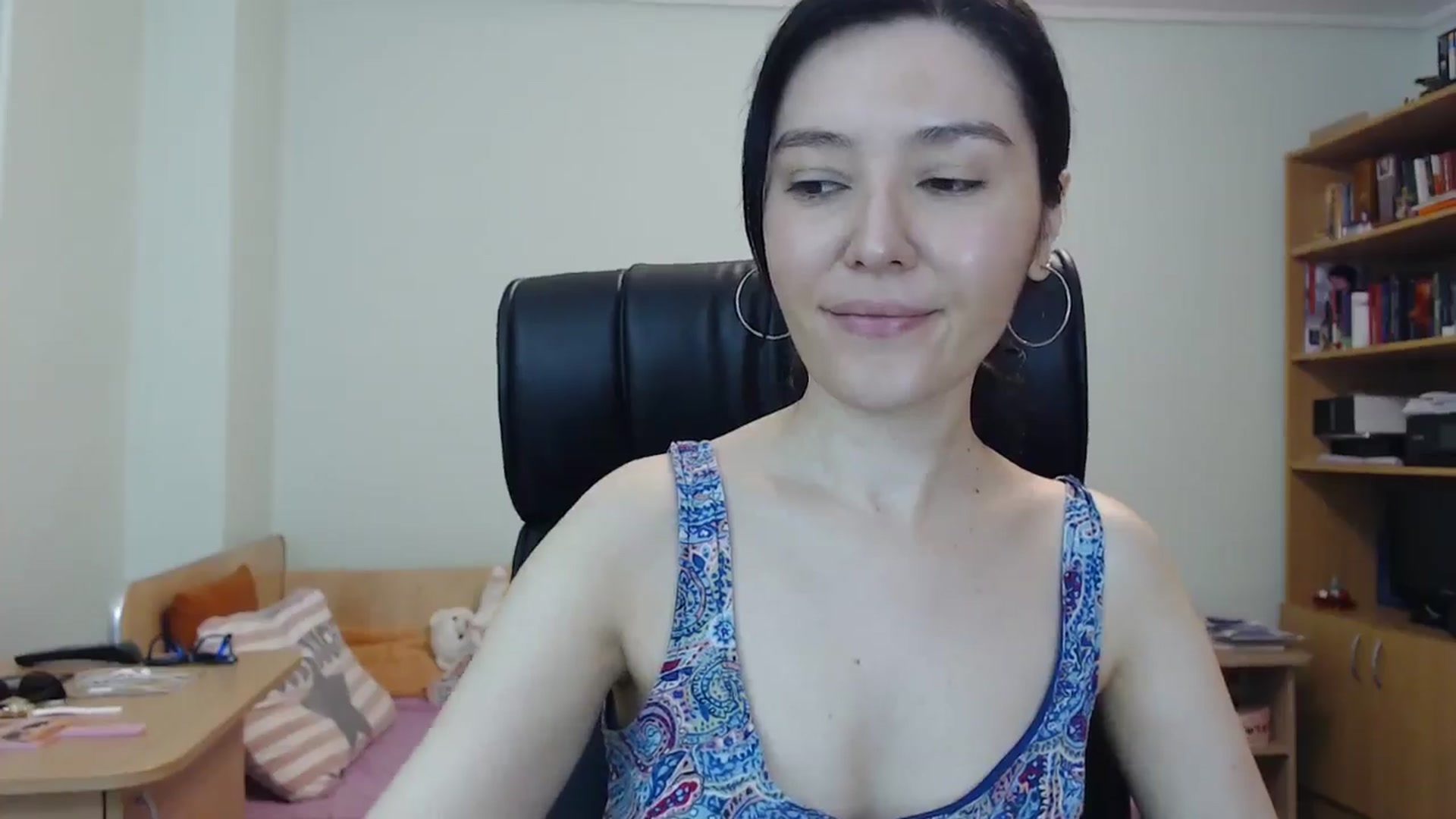 Gallery image thumbnail from SailorJupitr's myfreecams stream on, 06/25/2024, 21:11 image 4 of 20