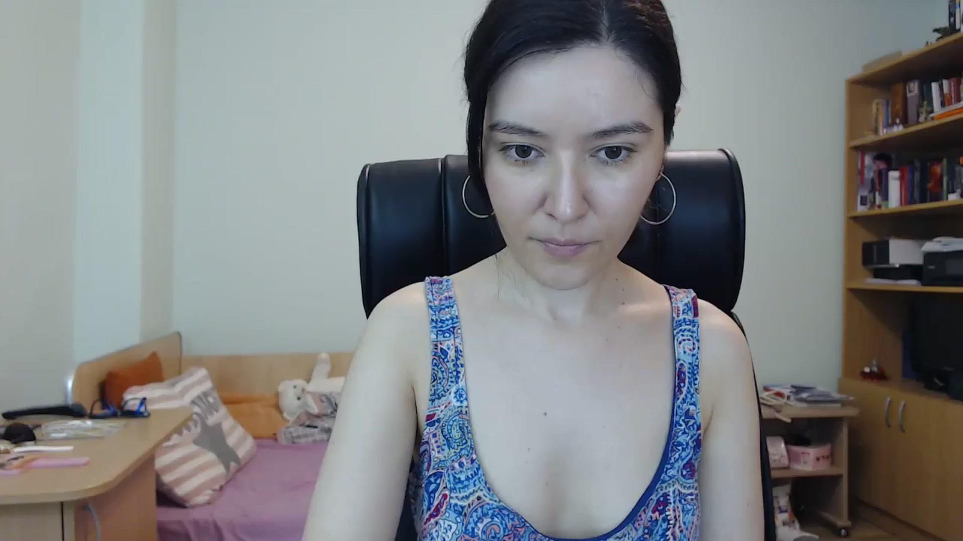 Gallery image thumbnail from SailorJupitr's myfreecams stream on, 06/25/2024, 21:11 image 10 of 20