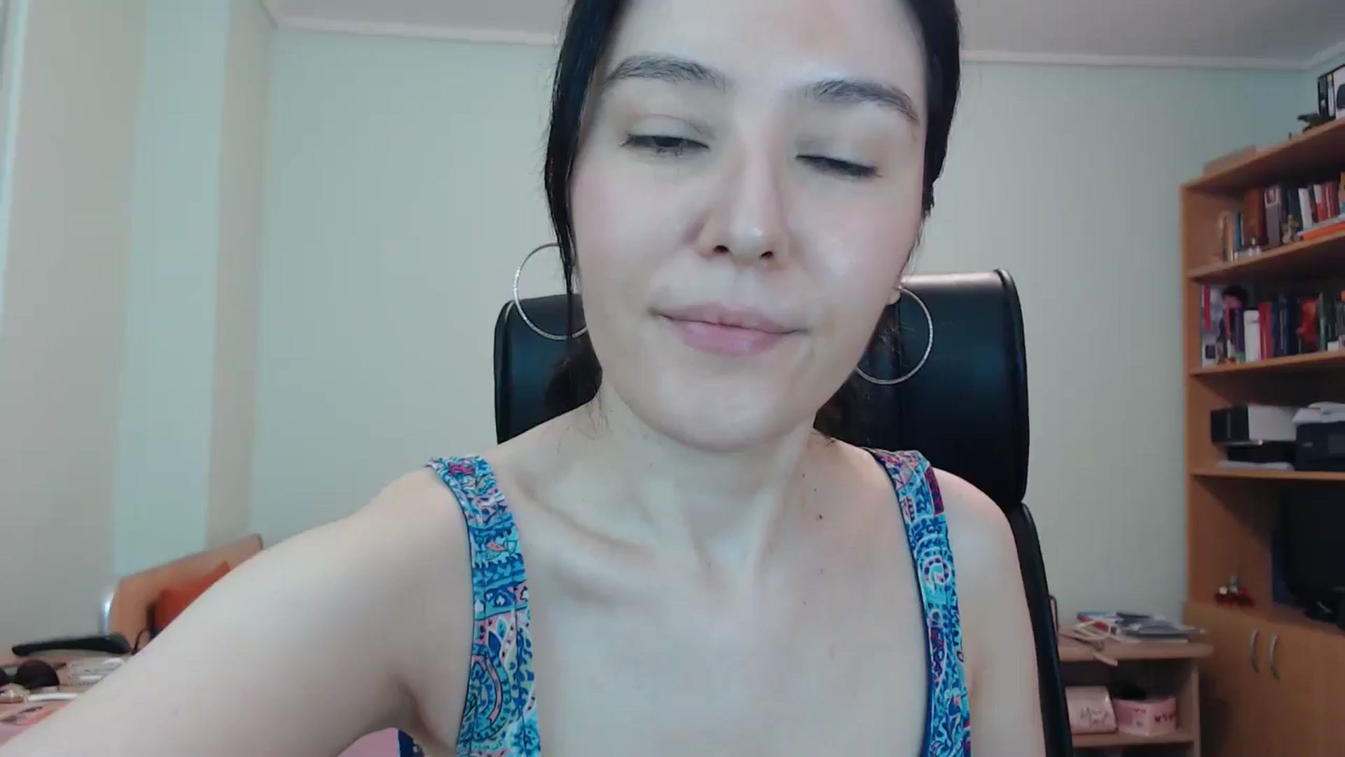 Gallery image thumbnail from SailorJupitr's myfreecams stream on, 06/25/2024, 21:11 image 1 of 20