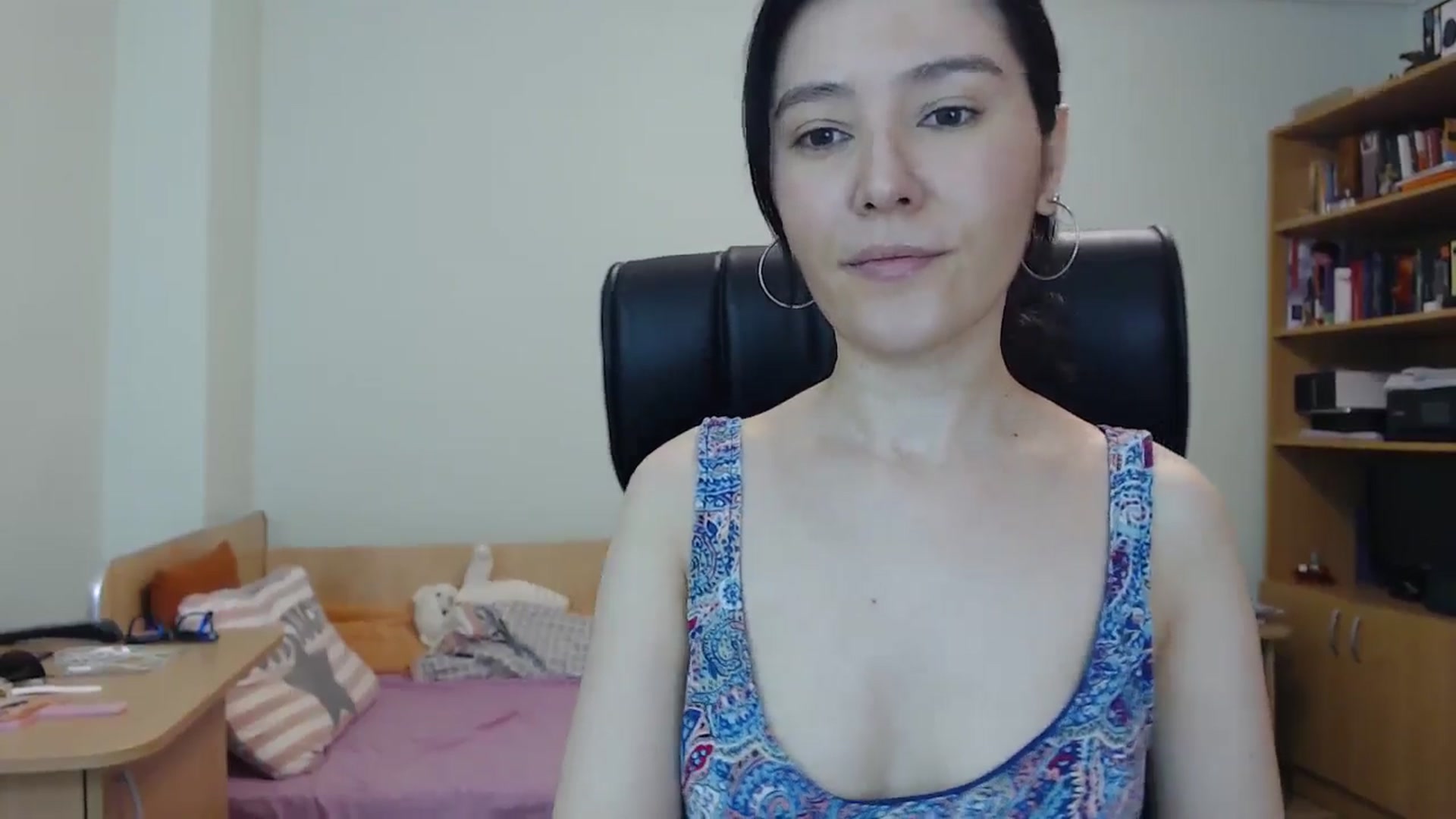 Gallery image thumbnail from SailorJupitr's myfreecams stream on, 06/25/2024, 21:11 image 13 of 20