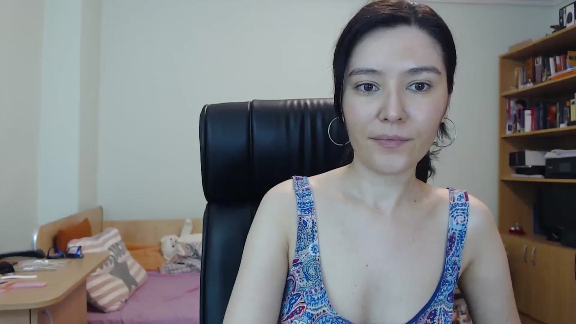 Gallery image thumbnail from SailorJupitr's myfreecams stream on, 06/25/2024, 21:11 image 18 of 20