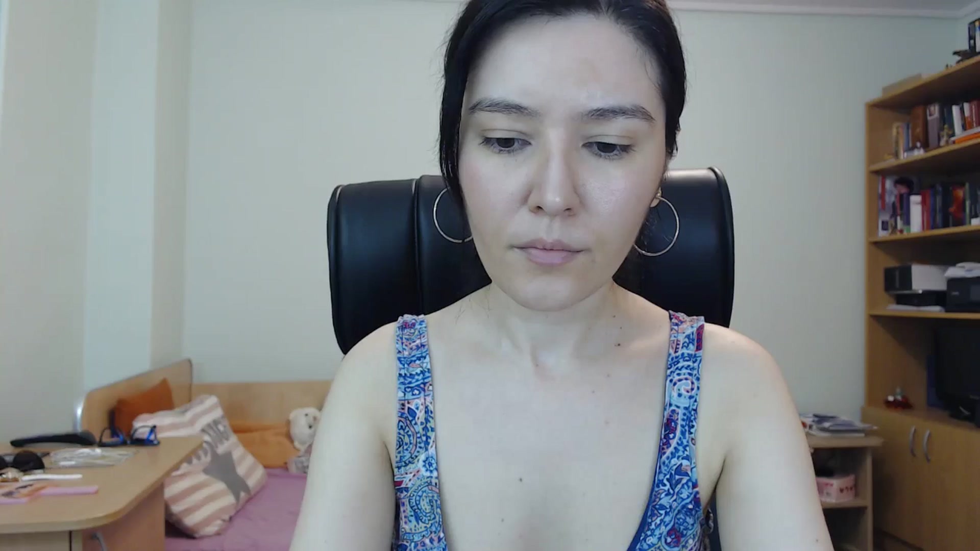 Gallery image thumbnail from SailorJupitr's myfreecams stream on, 06/25/2024, 21:11 image 6 of 20