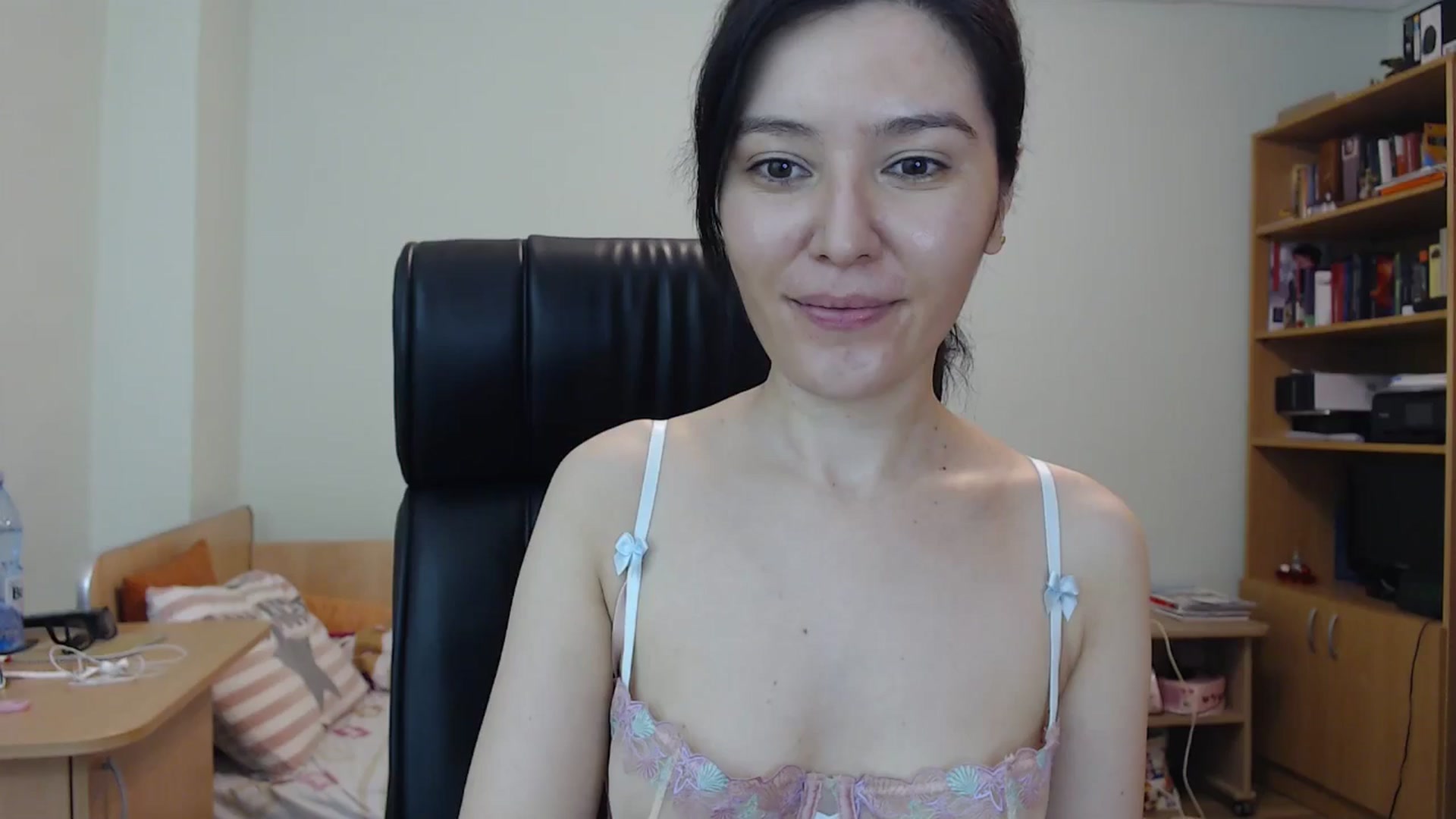Gallery image thumbnail from SailorJupitr's myfreecams stream on, 07/05/2024, 20:54 image 2 of 20