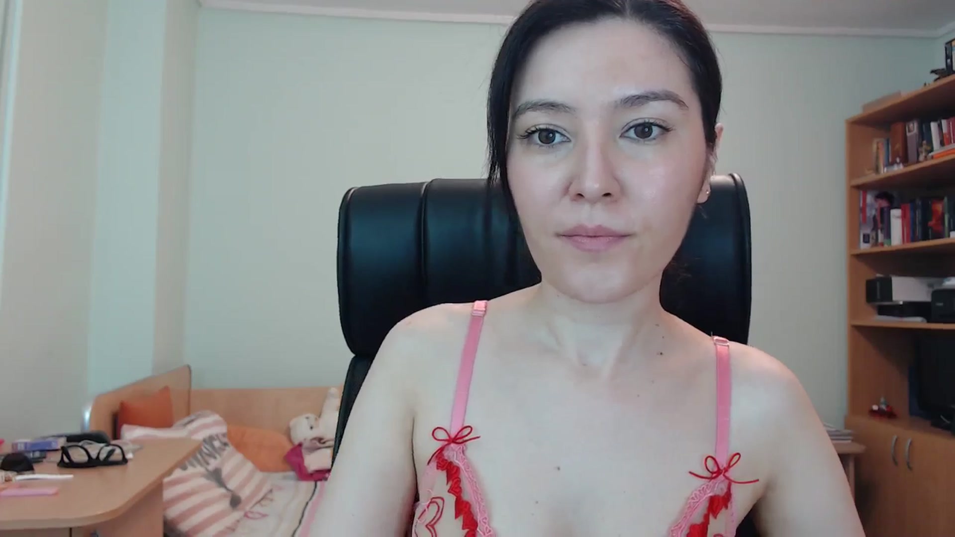 Gallery image thumbnail from SailorJupitr's myfreecams stream on, 07/07/2024, 19:18 image 6 of 20