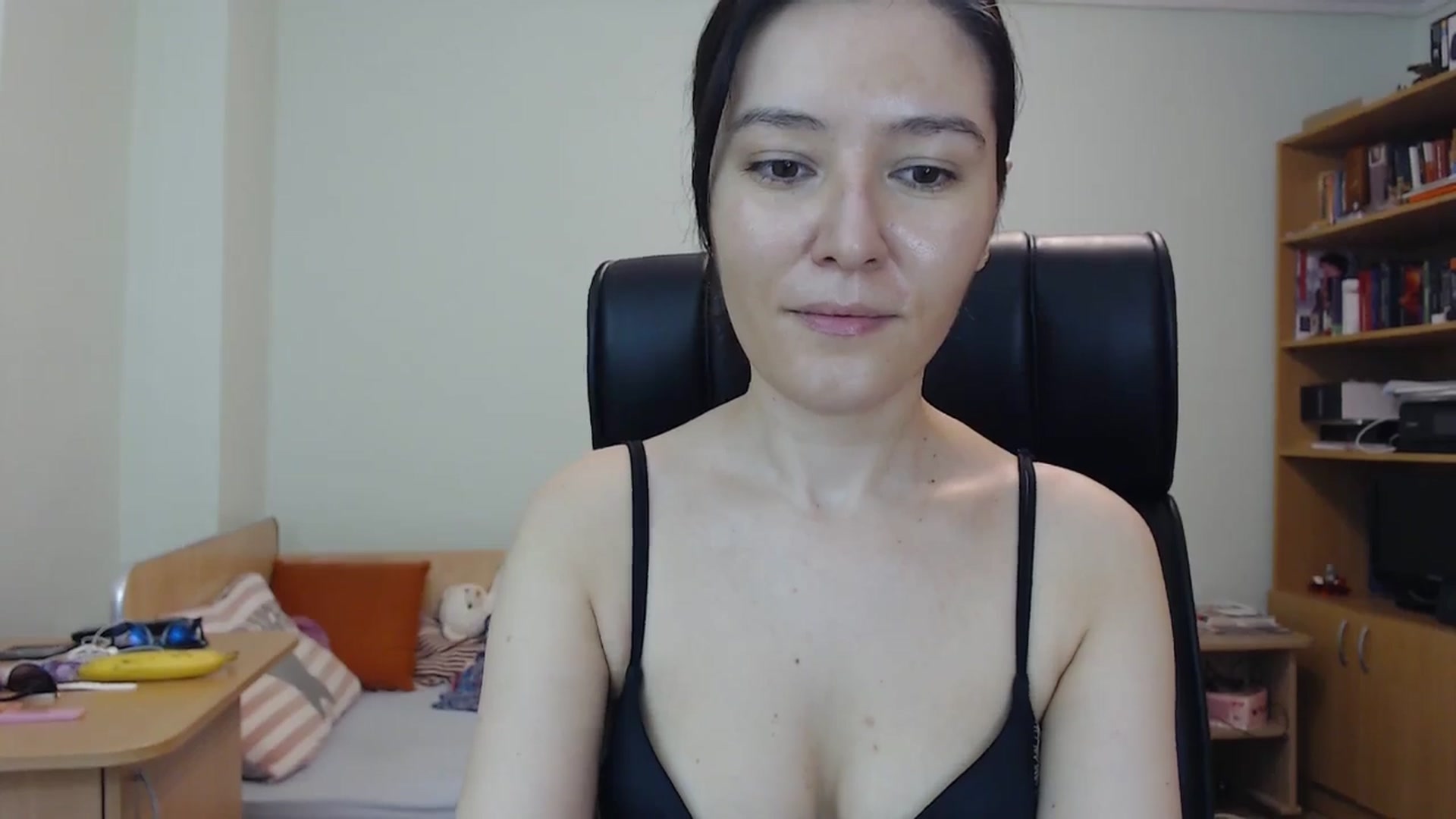 Gallery image thumbnail from SailorJupitr's myfreecams stream on, 08/01/2024, 21:35 image 4 of 20