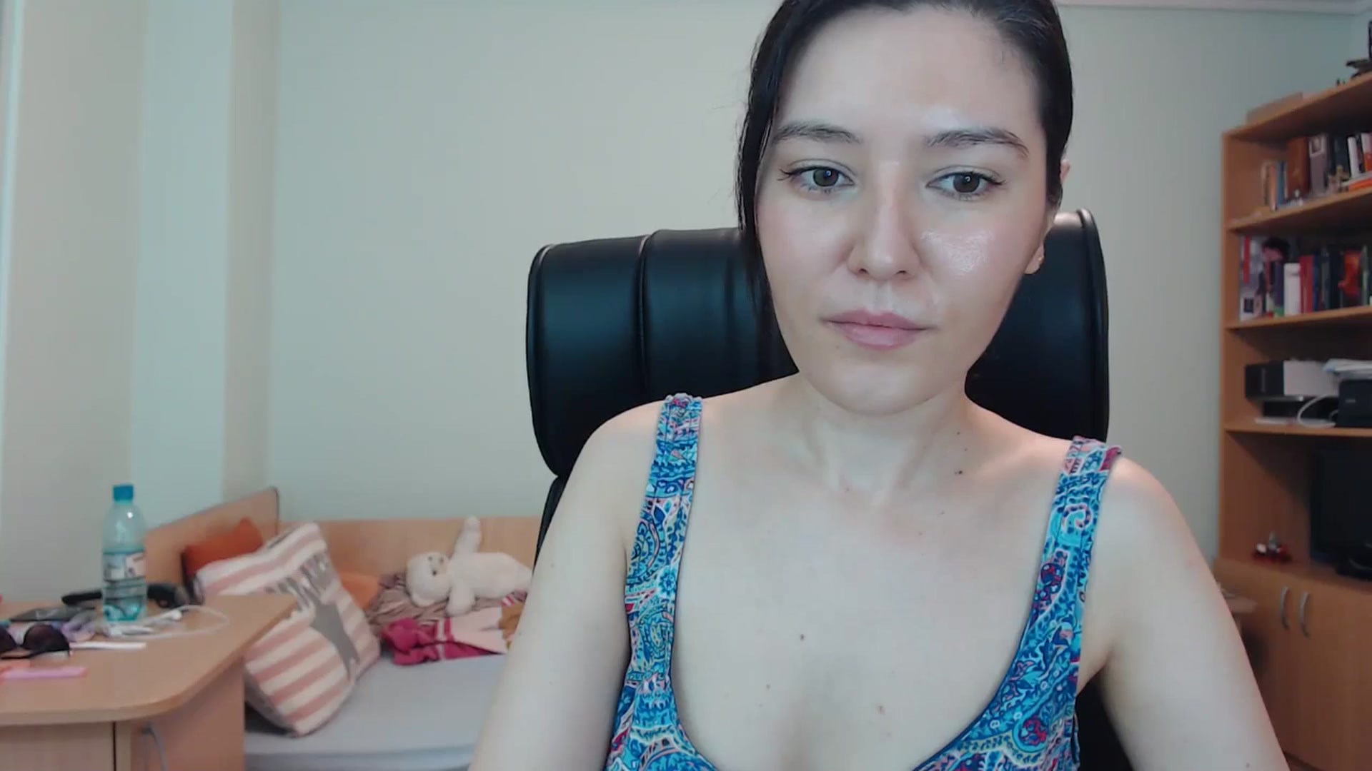 Gallery image thumbnail from SailorJupitr's myfreecams stream on, 08/03/2024, 21:34 image 4 of 20