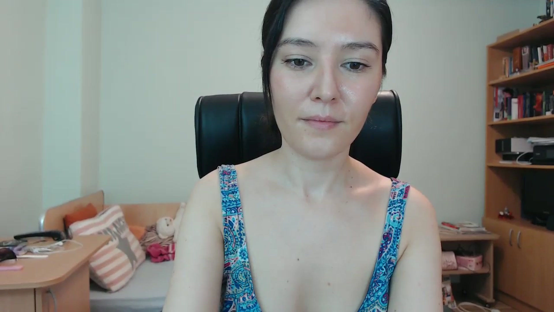 Gallery image thumbnail from SailorJupitr's myfreecams stream on, 08/03/2024, 22:26 image 4 of 20