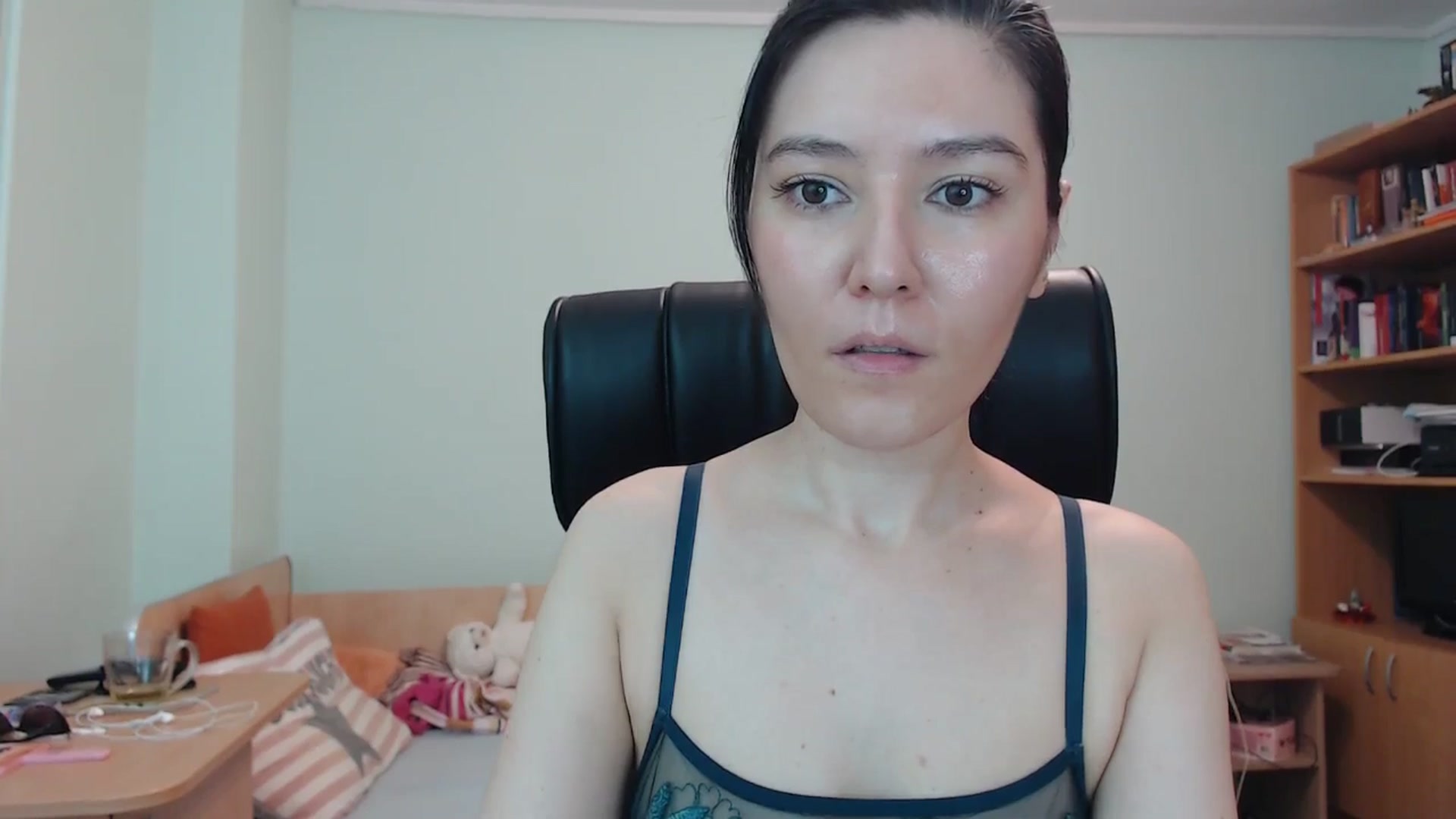 Gallery image thumbnail from SailorJupitr's myfreecams stream on, 08/04/2024, 21:32 image 13 of 20