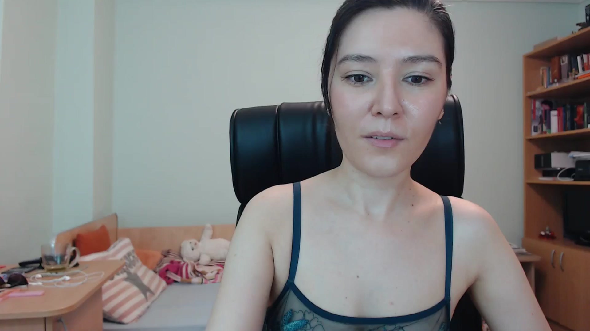 Gallery image thumbnail from SailorJupitr's myfreecams stream on, 08/04/2024, 21:32 image 1 of 20