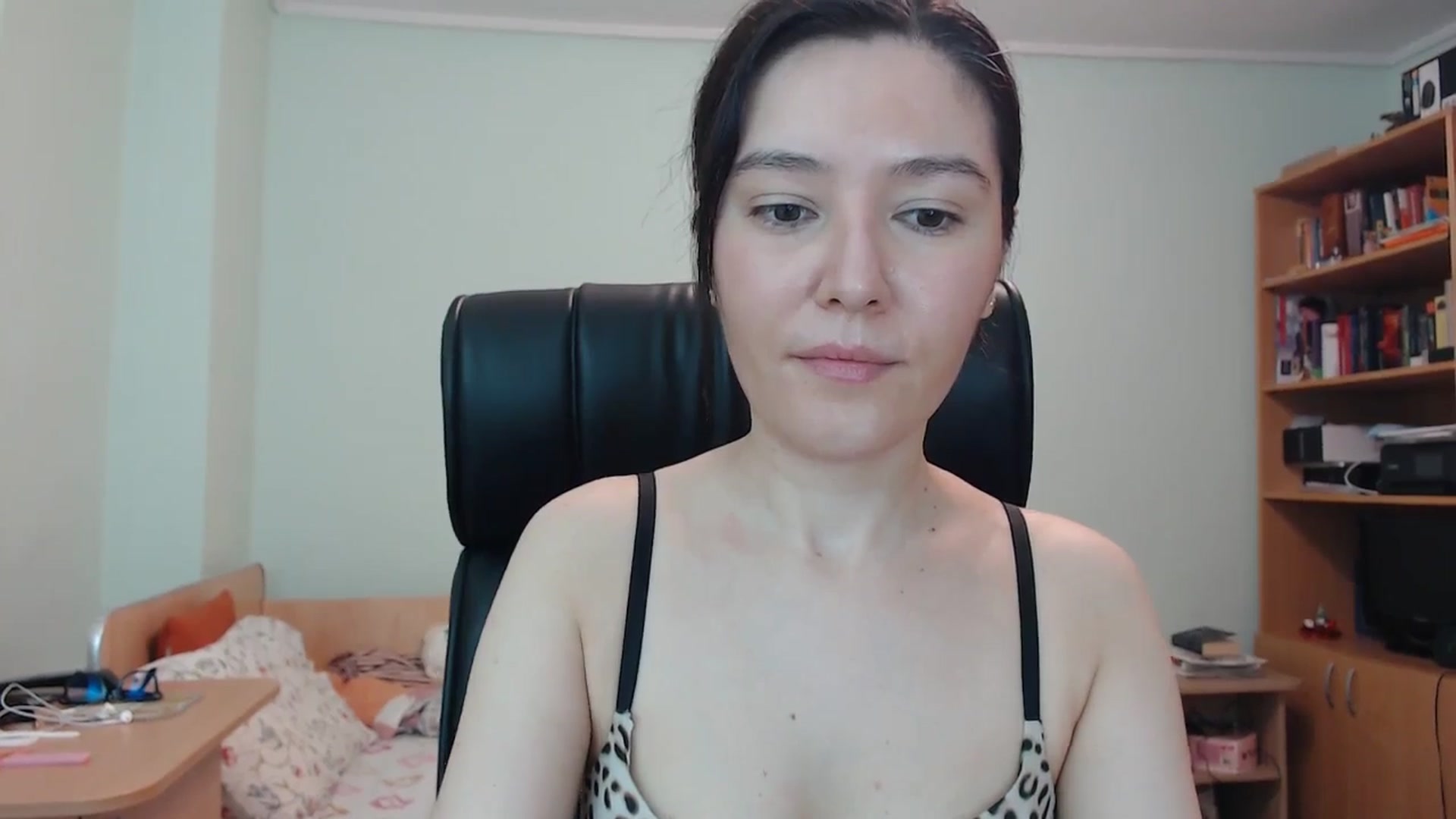 Gallery image thumbnail from SailorJupitr's myfreecams stream on, 08/09/2024, 20:34 image 17 of 20