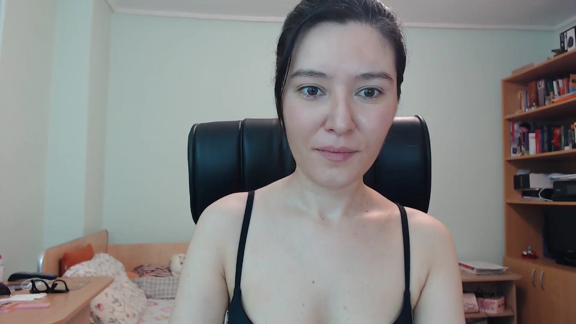 Gallery image thumbnail from SailorJupitr's myfreecams stream on, 08/11/2024, 21:53 image 6 of 20