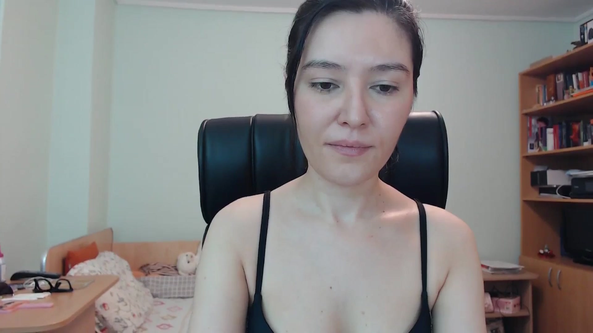 Gallery image thumbnail from SailorJupitr's myfreecams stream on, 08/11/2024, 21:53 image 19 of 20