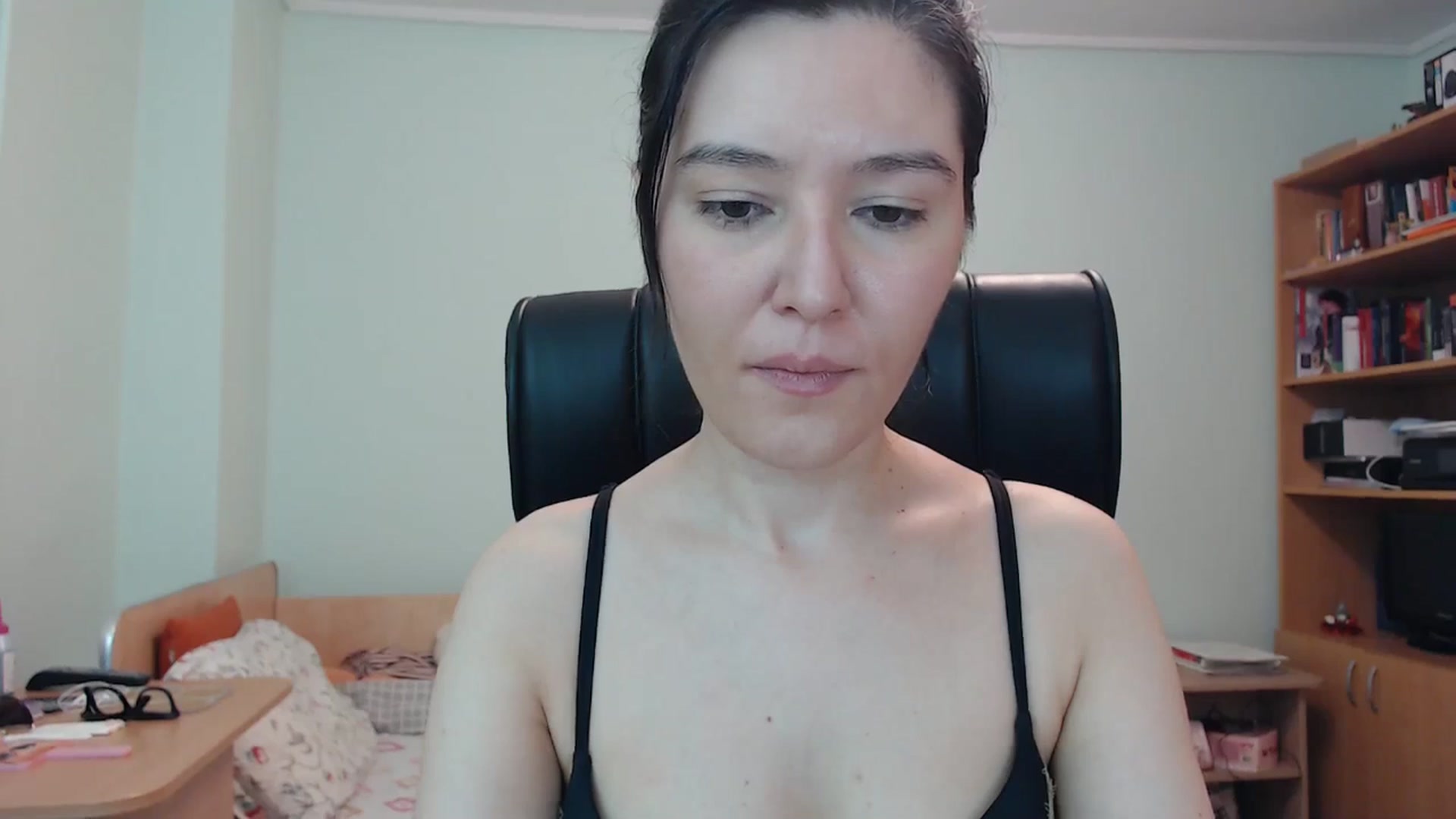 Gallery image thumbnail from SailorJupitr's myfreecams stream on, 08/11/2024, 21:53 image 16 of 20