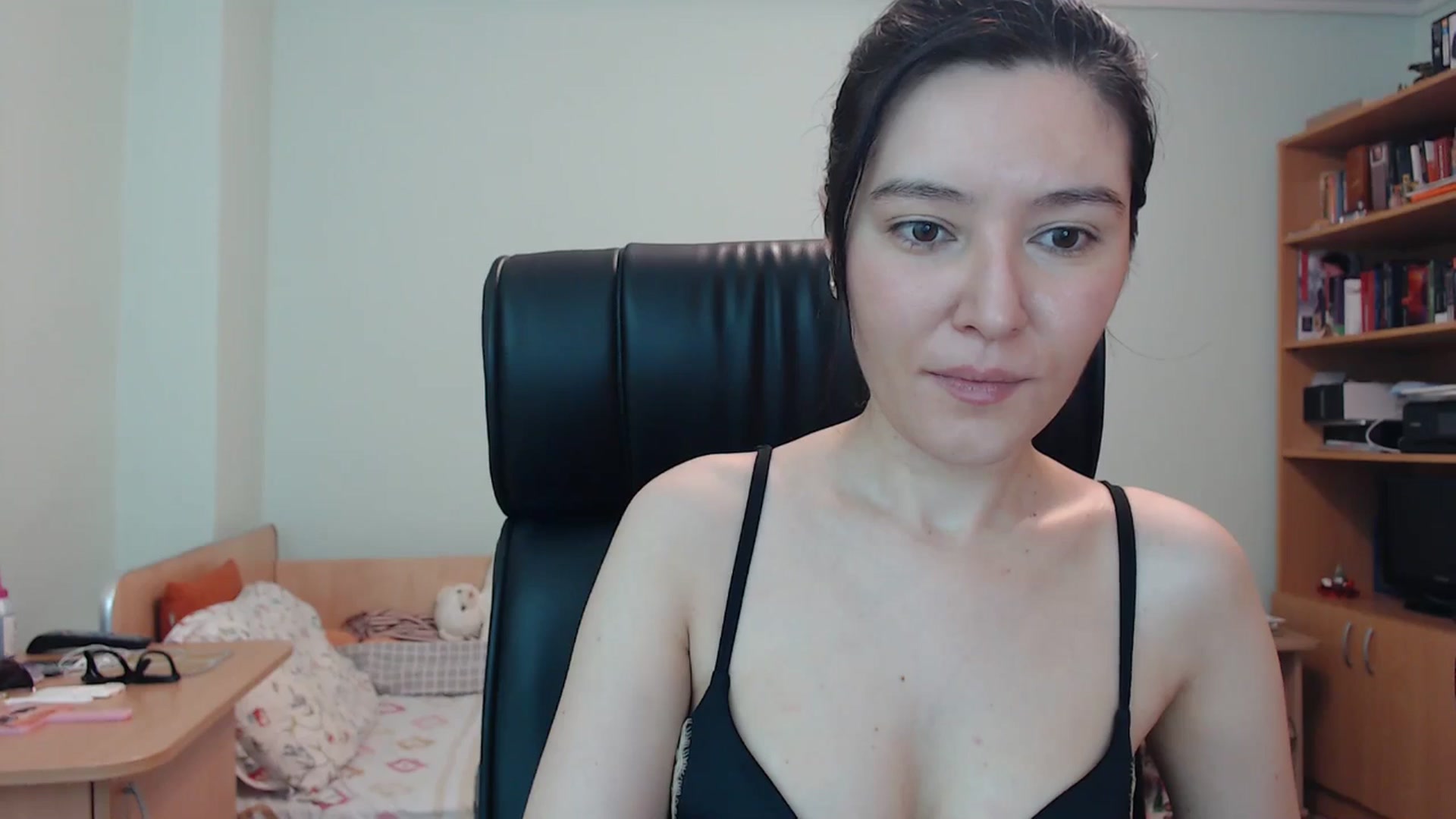 Gallery image thumbnail from SailorJupitr's myfreecams stream on, 08/11/2024, 21:53 image 11 of 20
