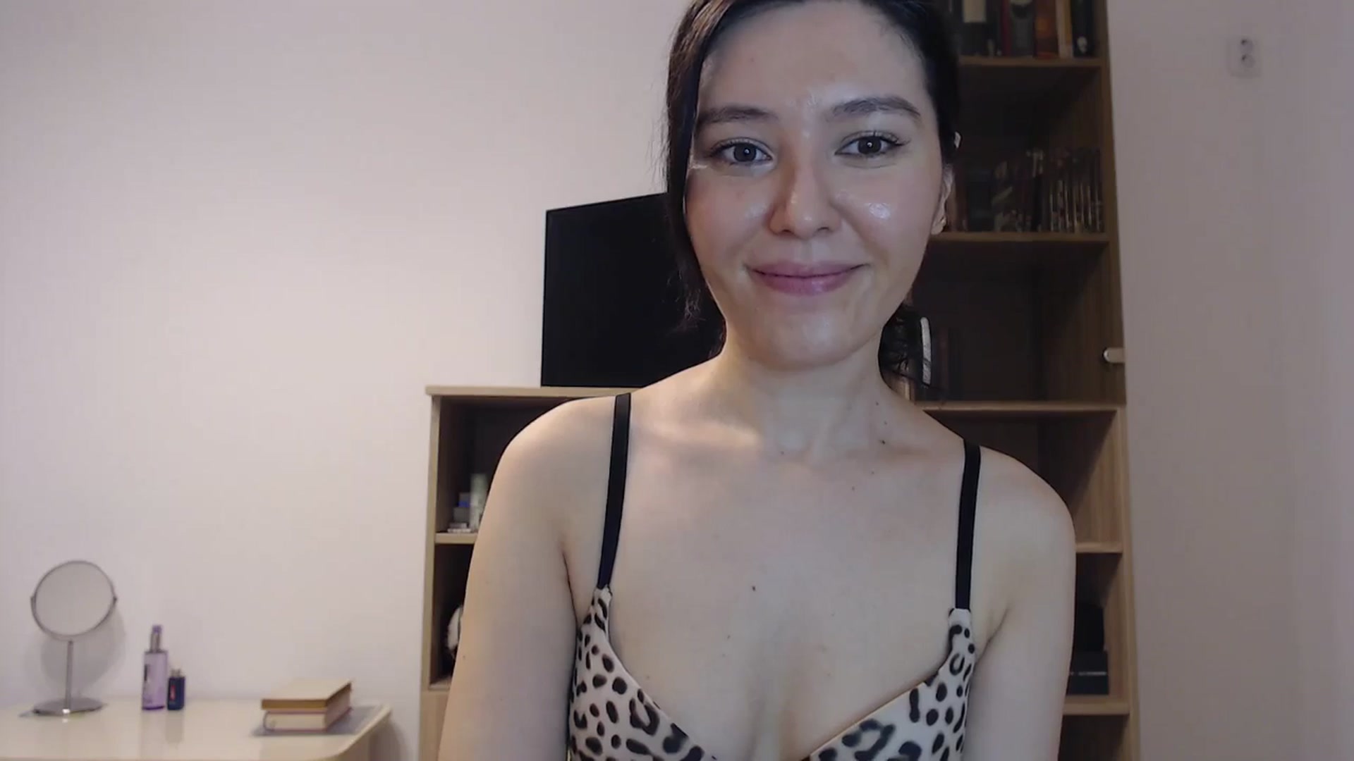 Gallery image thumbnail from SailorJupitr's myfreecams stream on, 08/29/2024, 20:13 image 6 of 20