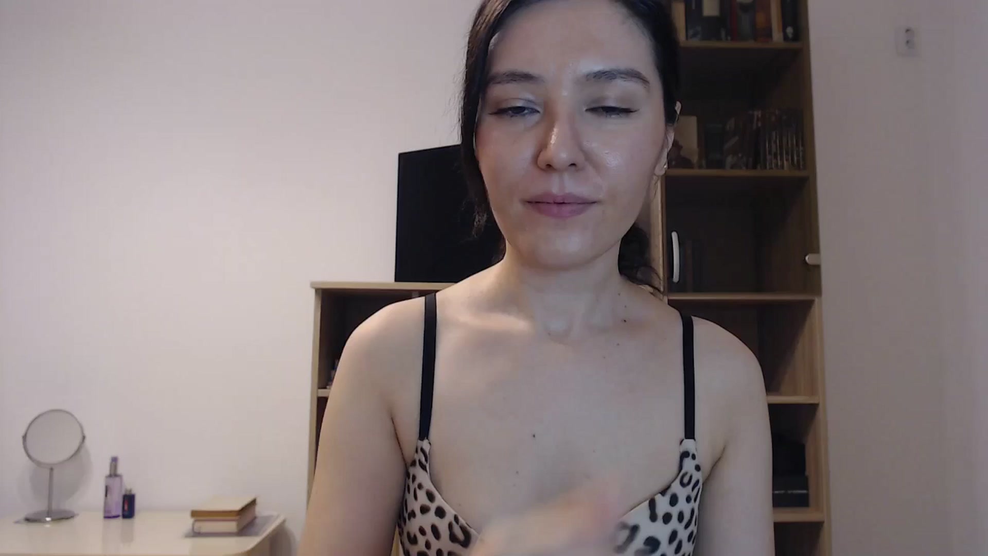 Gallery image thumbnail from SailorJupitr's myfreecams stream on, 08/29/2024, 20:13 image 3 of 20