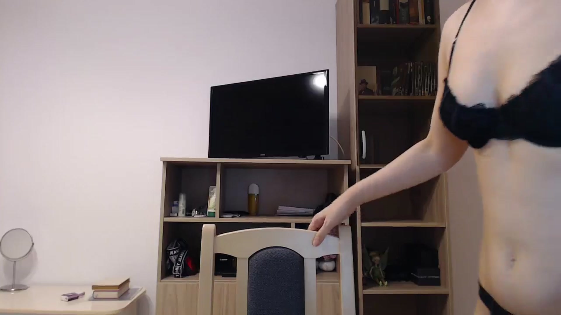 Gallery image thumbnail from SailorJupitr's myfreecams stream on, 09/01/2024, 21:11 image 7 of 20