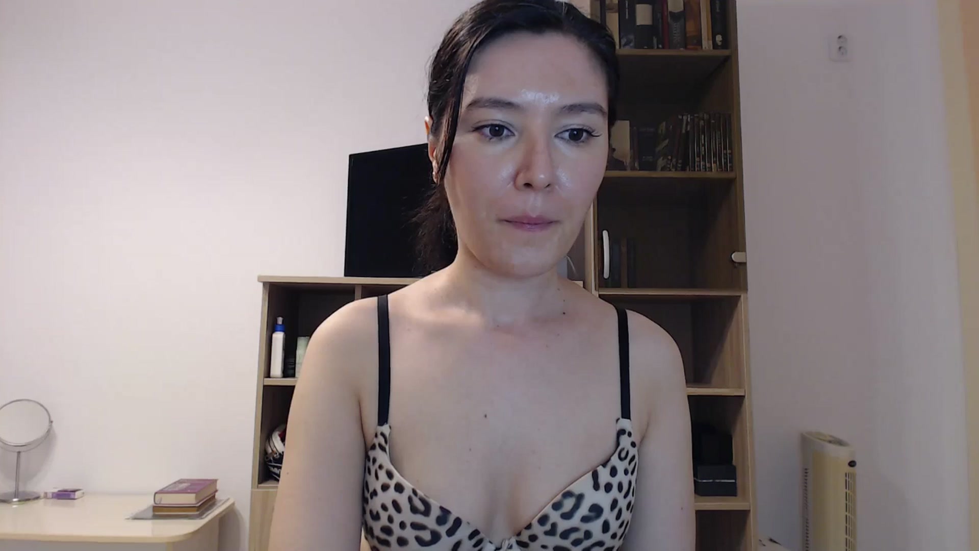 Gallery image thumbnail from SailorJupitr's myfreecams stream on, 09/04/2024, 19:55 image 9 of 20