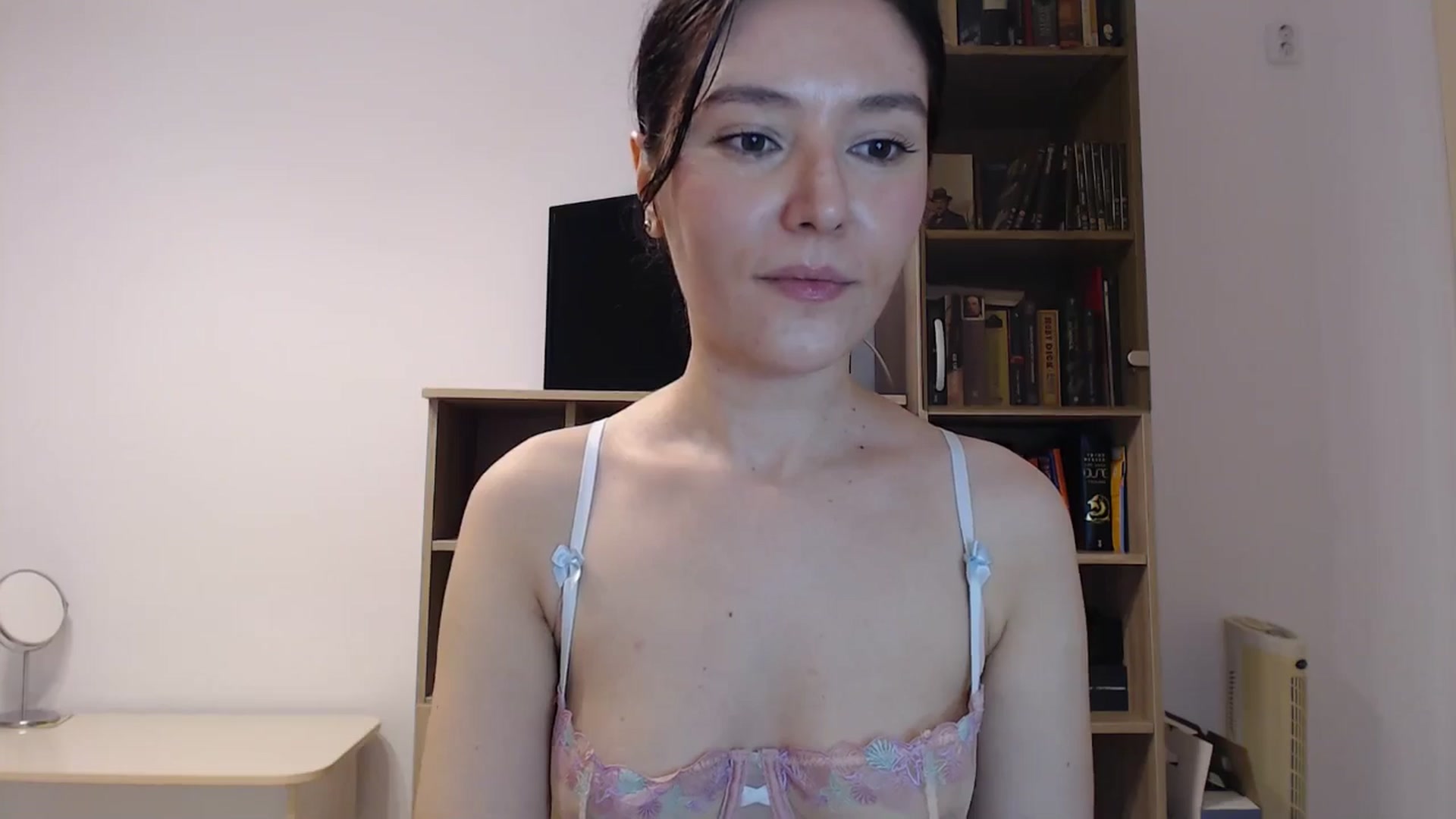 Gallery image thumbnail from SailorJupitr's myfreecams stream on, 09/13/2024, 20:20 image 11 of 20