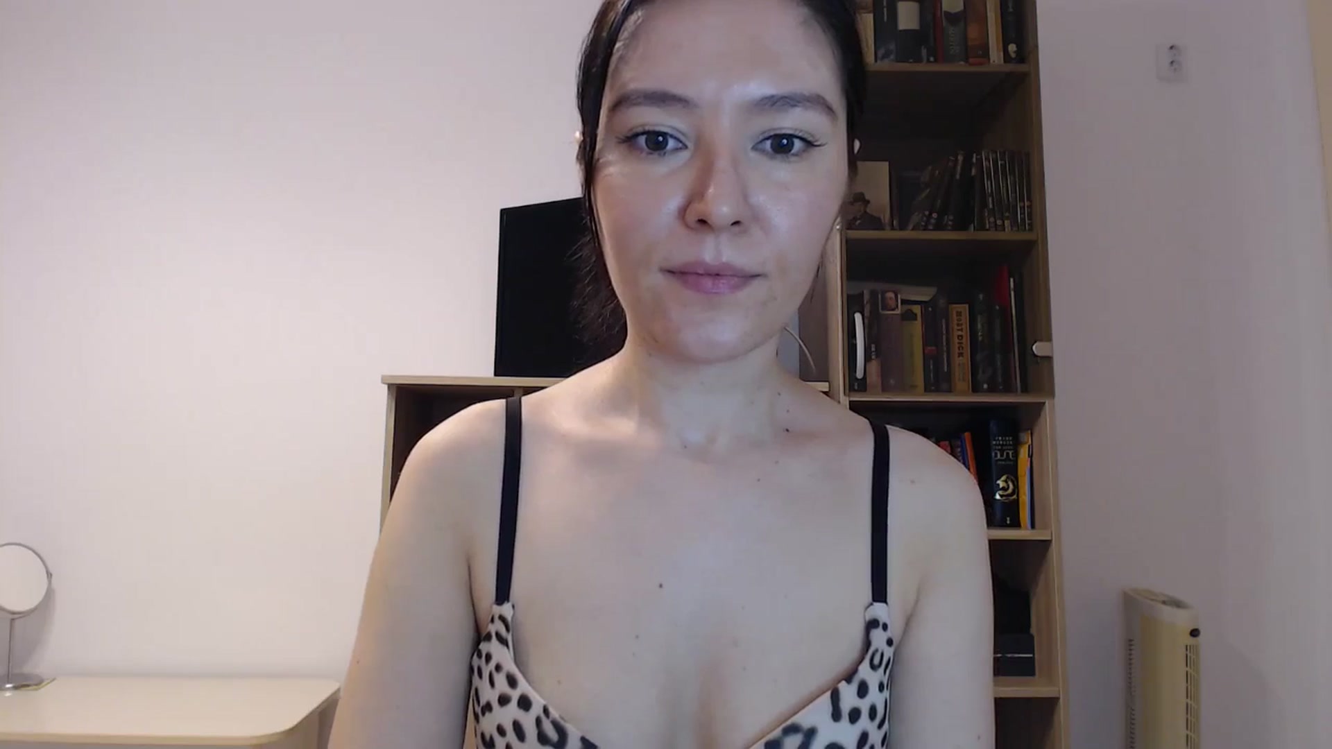 Gallery image thumbnail from SailorJupitr's myfreecams stream on, 09/15/2024, 19:48 image 15 of 20