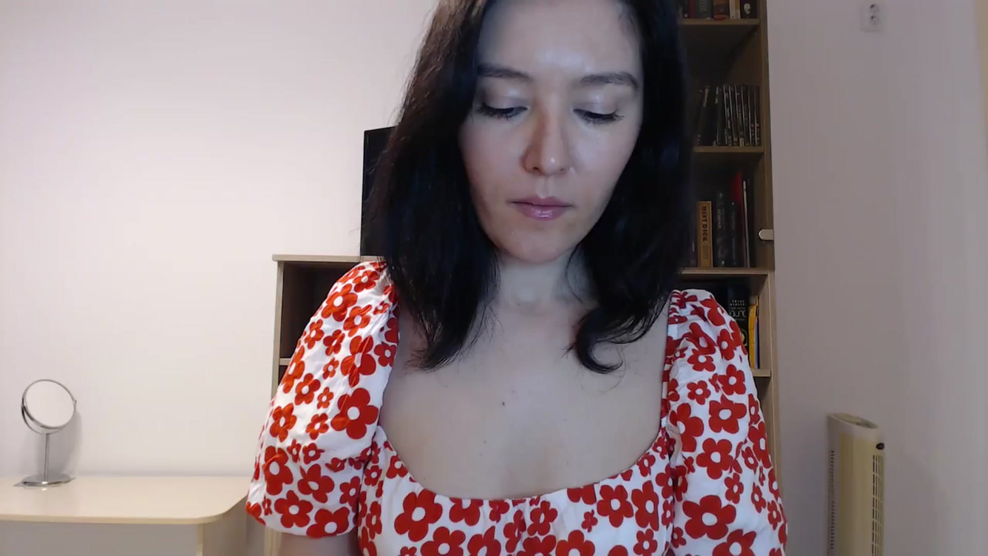 Gallery image thumbnail from SailorJupitr's myfreecams stream on, 09/19/2024, 19:25 image 5 of 20