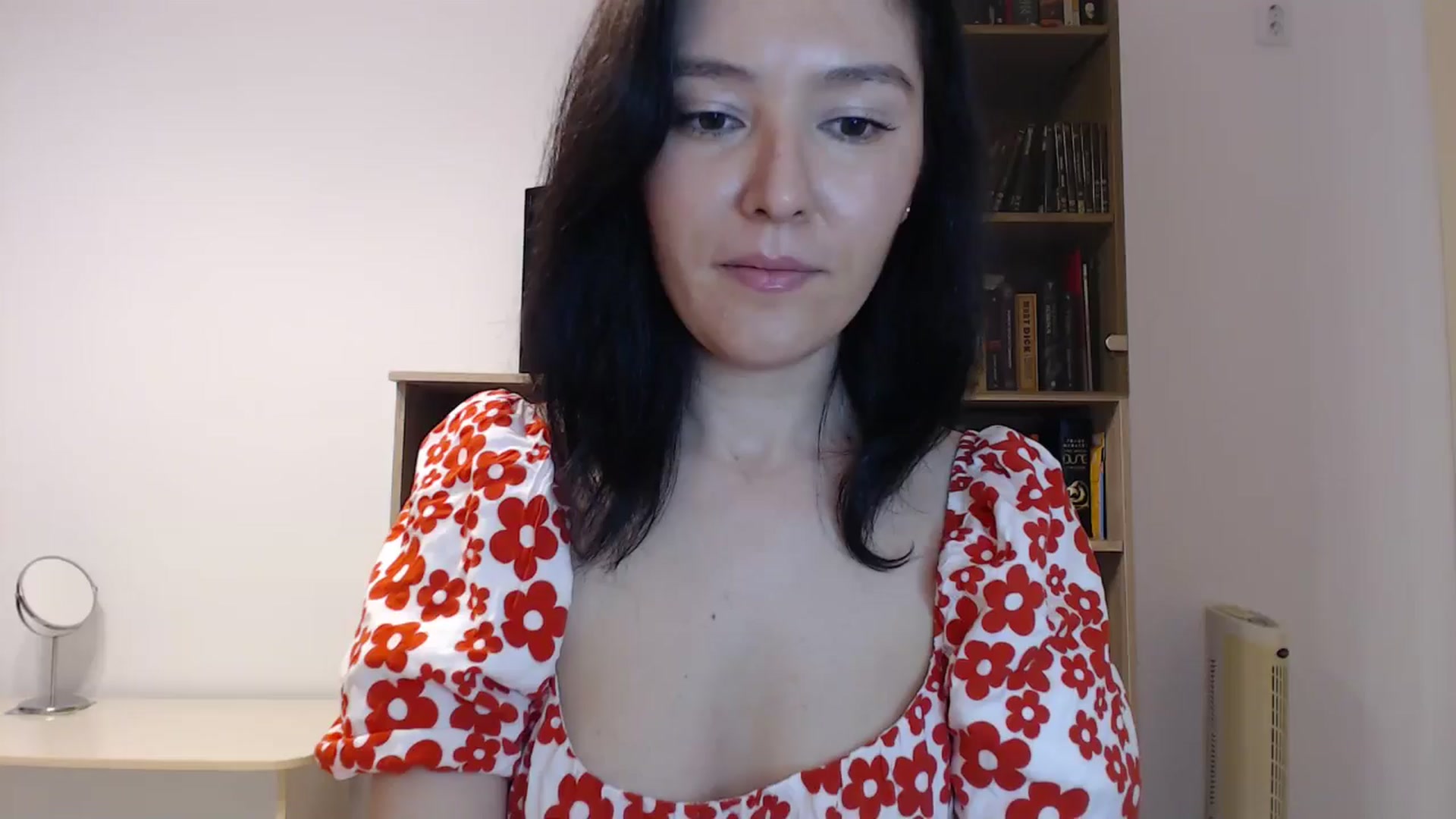 Gallery image thumbnail from SailorJupitr's myfreecams stream on, 09/19/2024, 19:25 image 17 of 20