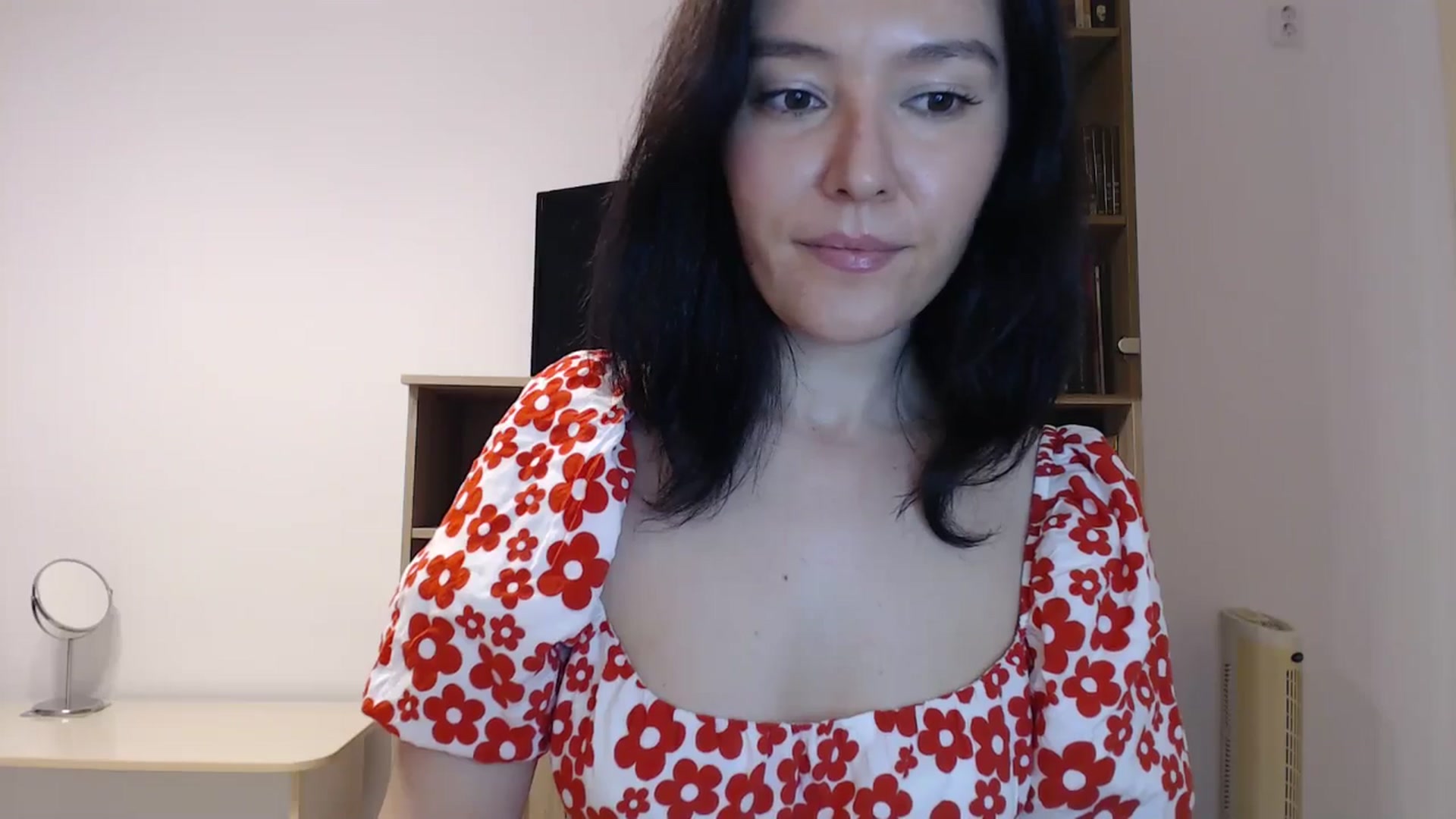 Gallery image thumbnail from SailorJupitr's myfreecams stream on, 09/19/2024, 19:25 image 6 of 20