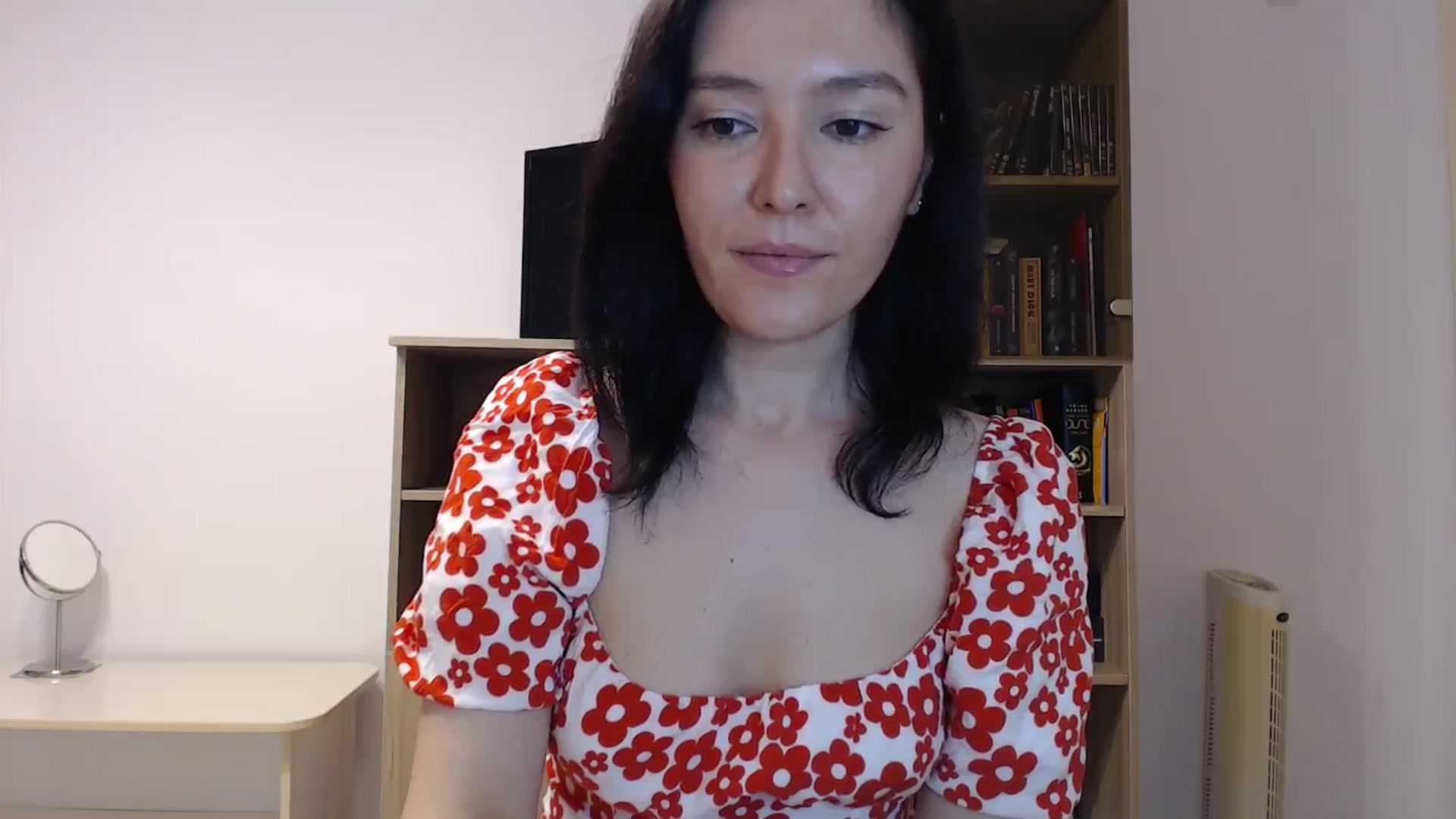 Gallery image thumbnail from SailorJupitr's myfreecams stream on, 09/19/2024, 20:25 image 3 of 20