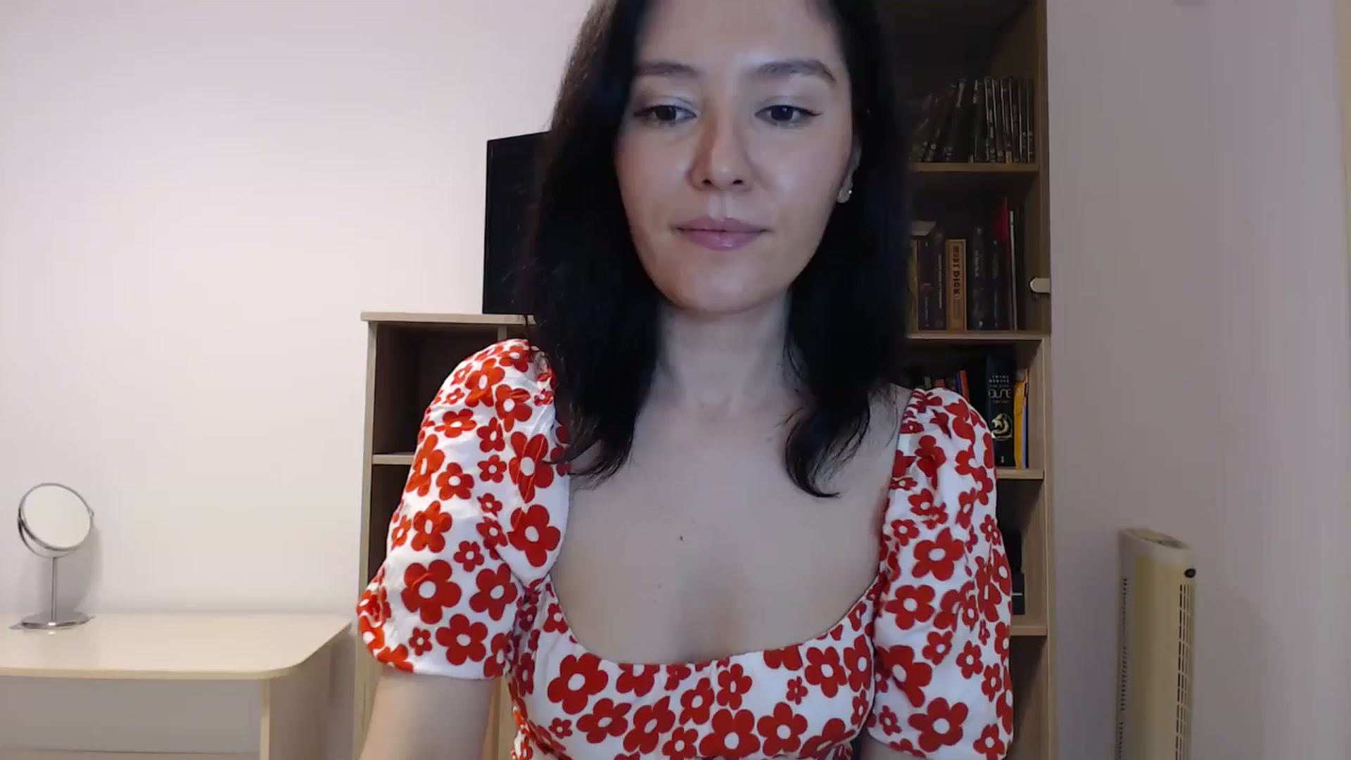Gallery image thumbnail from SailorJupitr's myfreecams stream on, 09/19/2024, 20:25 image 1 of 20