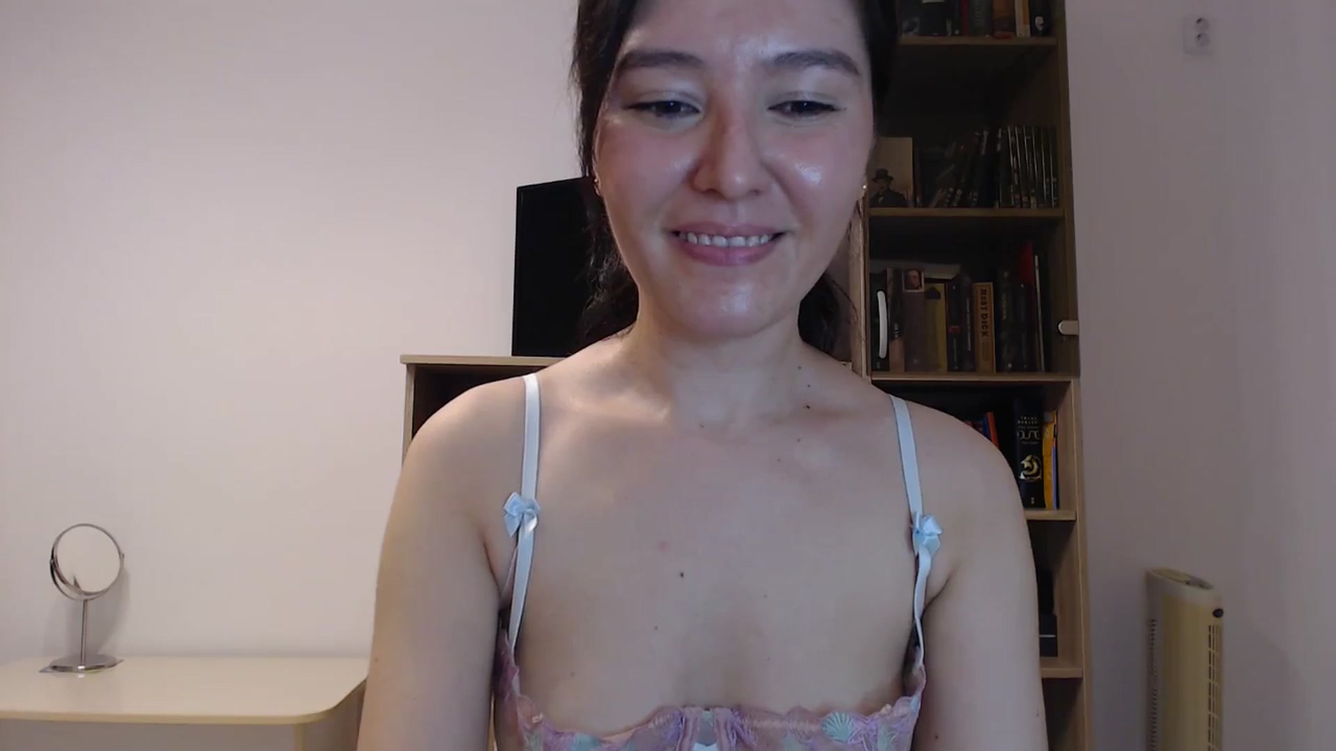 Gallery image thumbnail from SailorJupitr's myfreecams stream on, 10/02/2024, 21:53 image 10 of 20