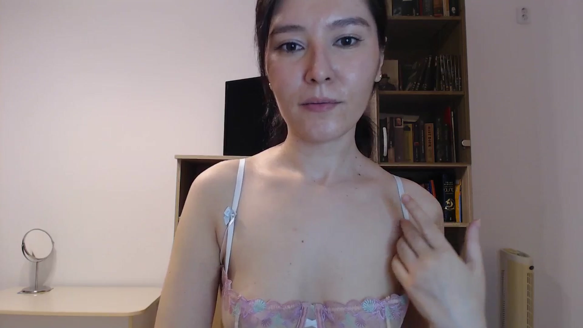 Gallery image thumbnail from SailorJupitr's myfreecams stream on, 10/02/2024, 21:53 image 11 of 20