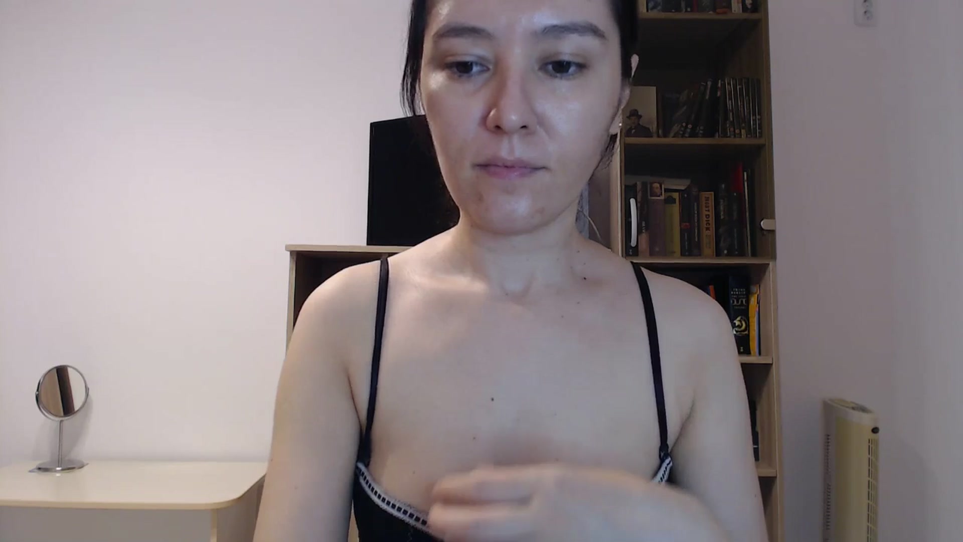 Gallery image thumbnail from SailorJupitr's myfreecams stream on, 10/06/2024, 22:11 image 7 of 20