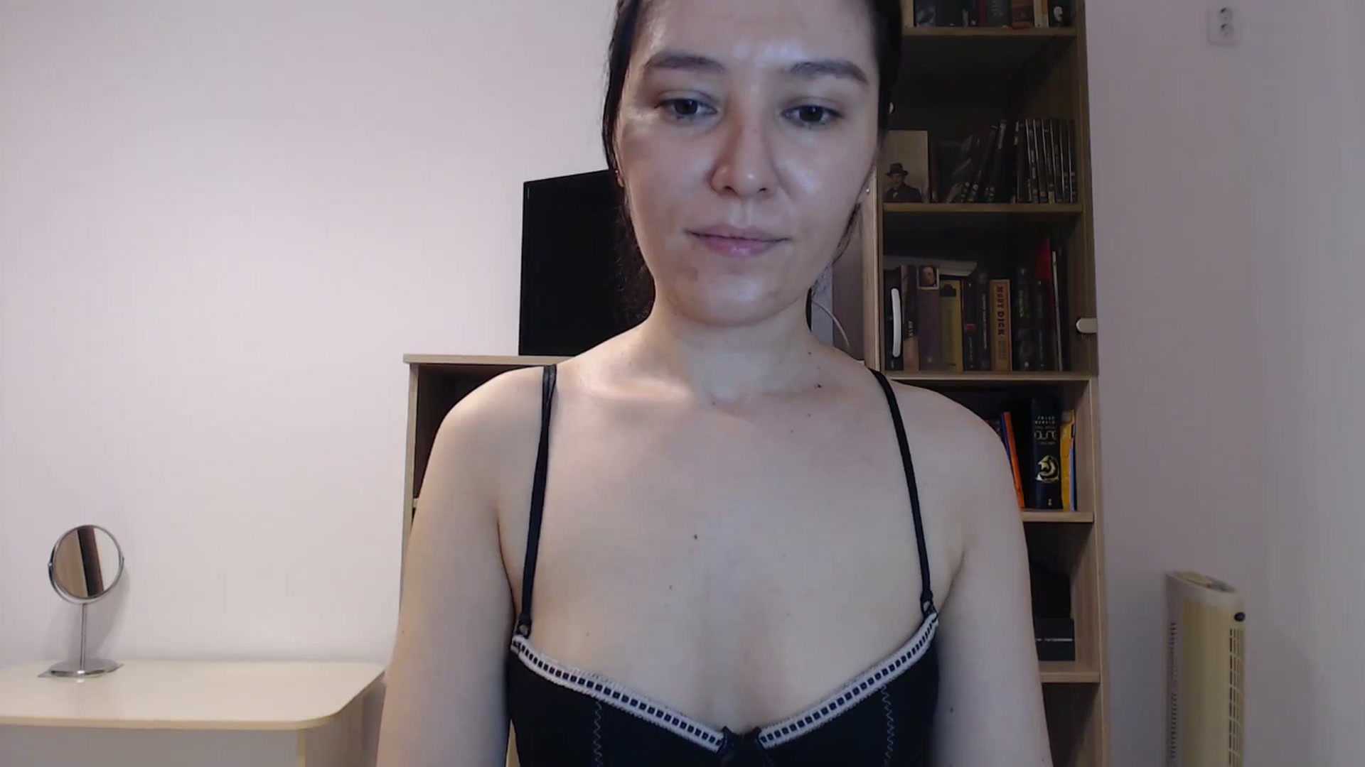 Gallery image thumbnail from SailorJupitr's myfreecams stream on, 10/06/2024, 22:11 image 18 of 20