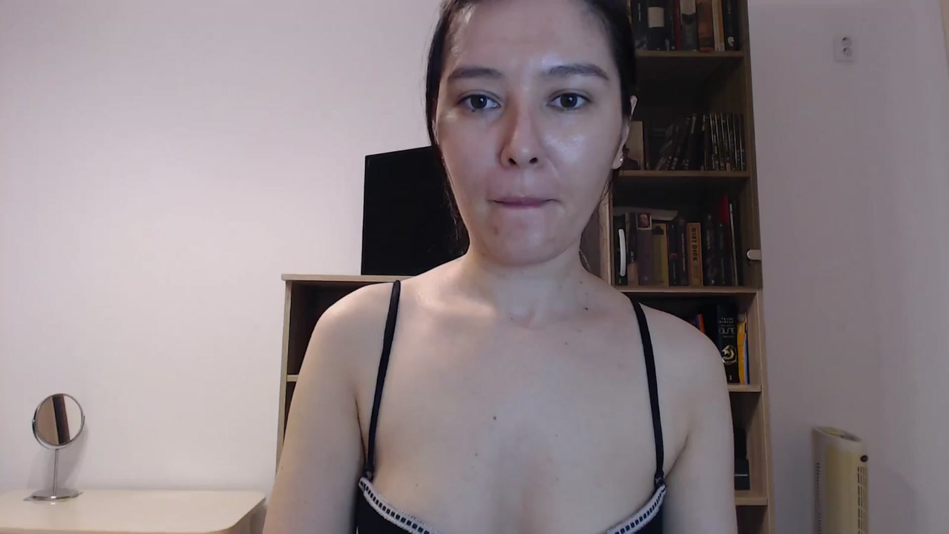 Gallery image thumbnail from SailorJupitr's myfreecams stream on, 10/06/2024, 22:11 image 8 of 20