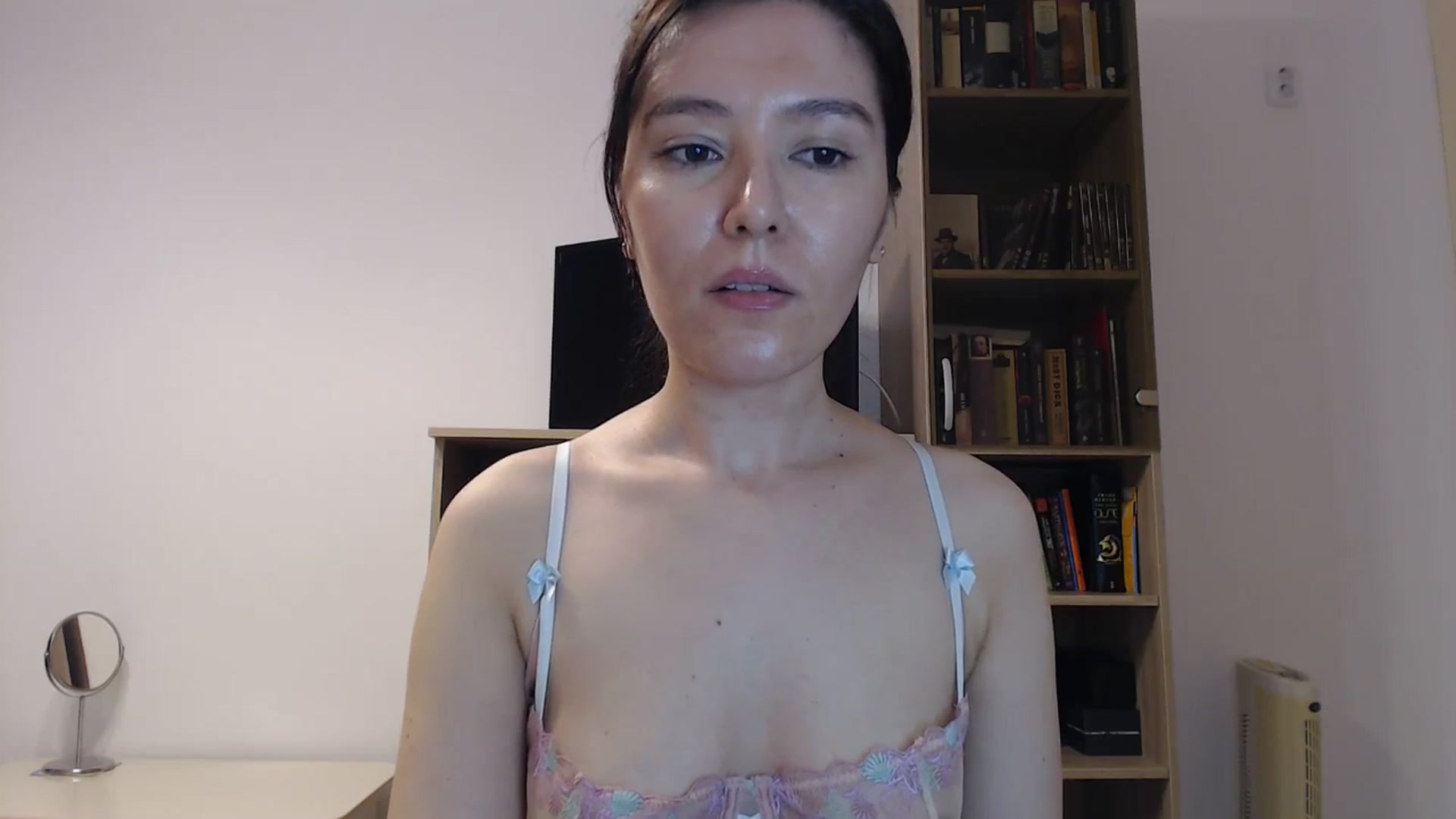Gallery image thumbnail from SailorJupitr's myfreecams stream on, 10/13/2024, 20:17 image 19 of 20