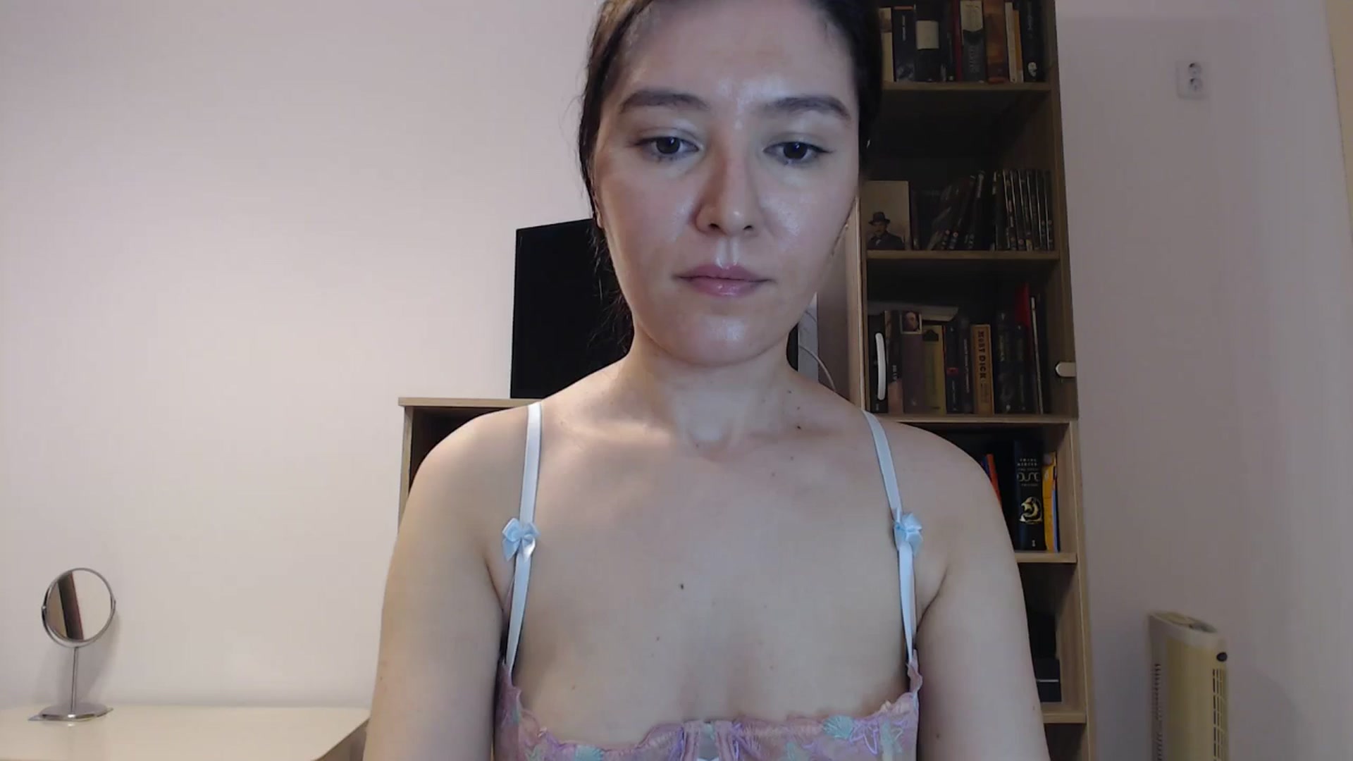 Gallery image thumbnail from SailorJupitr's myfreecams stream on, 10/13/2024, 20:17 image 1 of 20