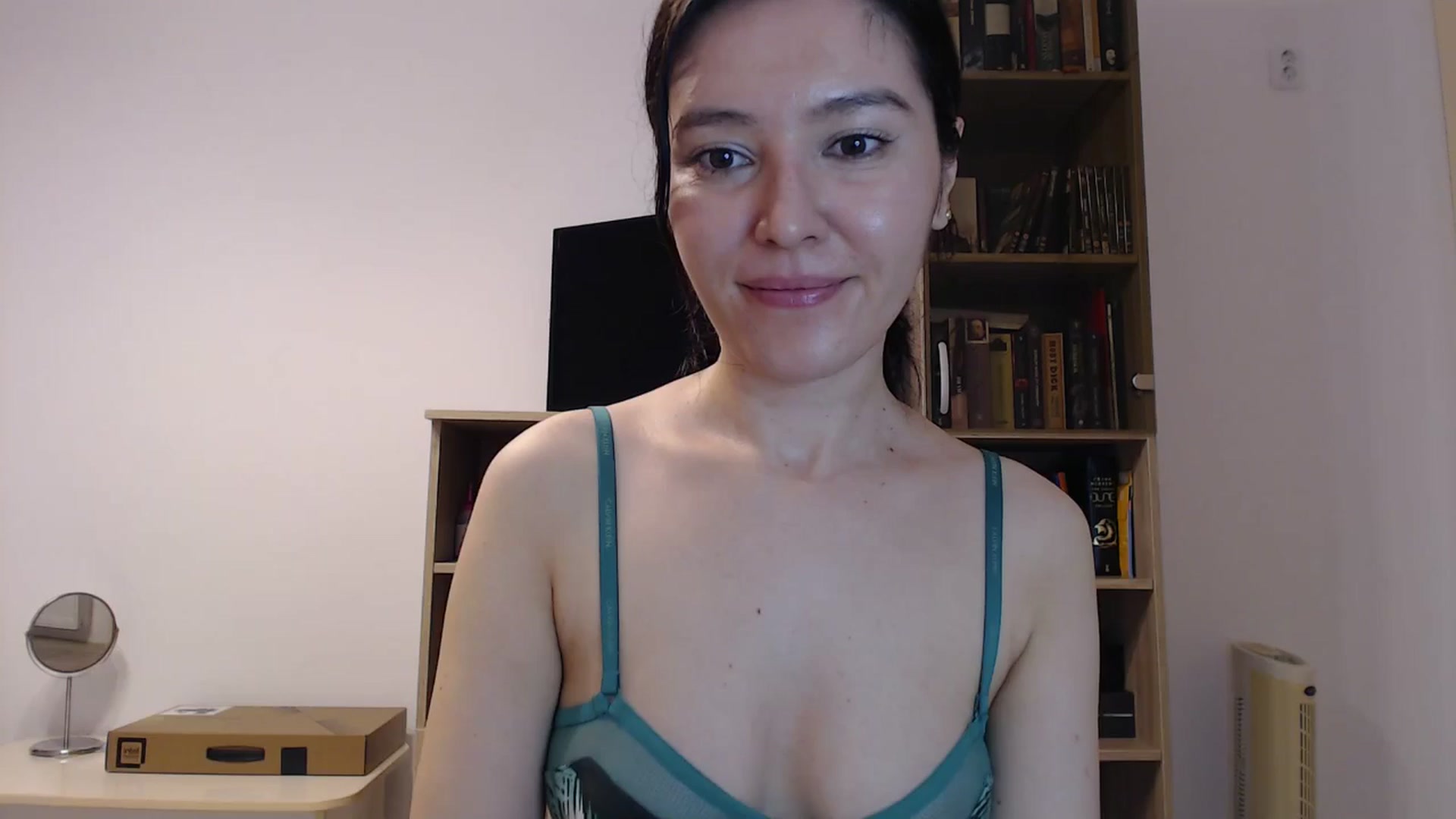 Gallery image thumbnail from SailorJupitr's myfreecams stream on, 10/17/2024, 20:50 image 7 of 20