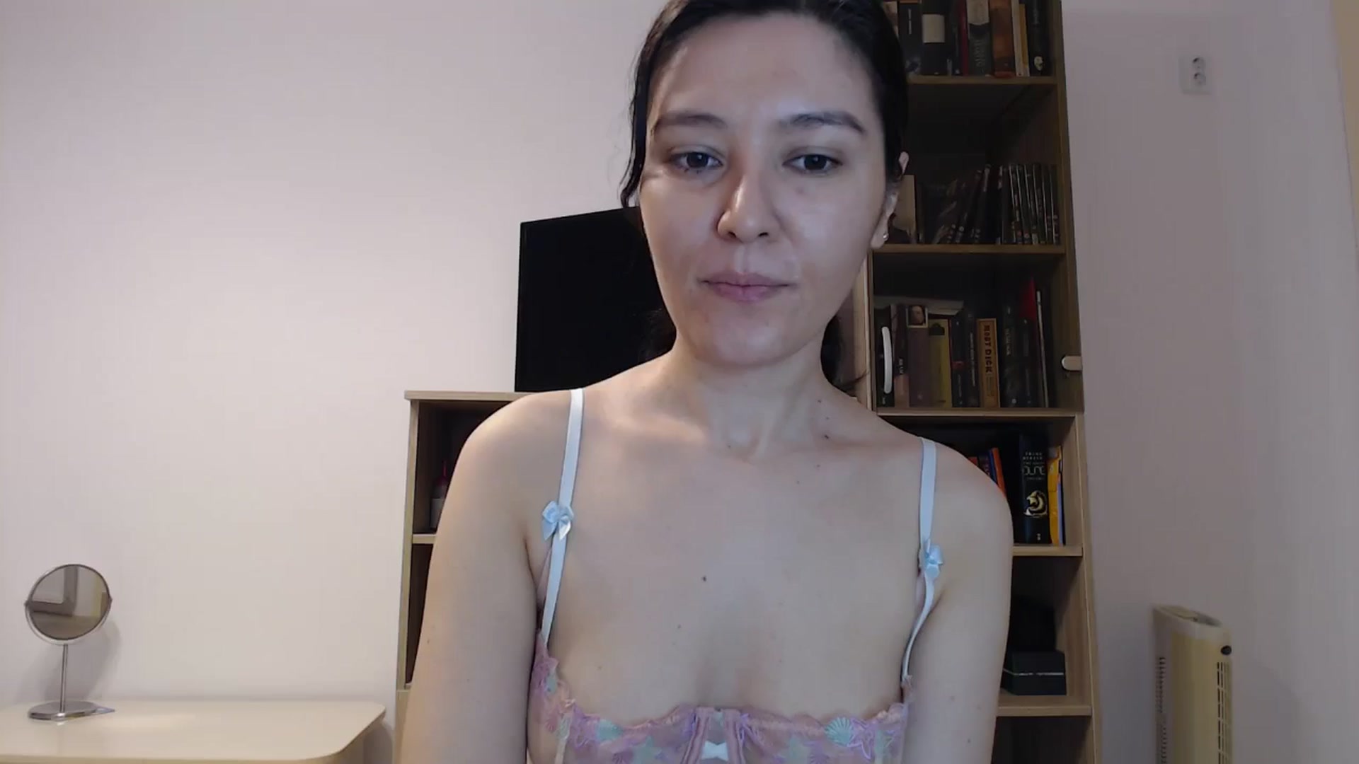 Gallery image thumbnail from SailorJupitr's myfreecams stream on, 10/19/2024, 20:14 image 9 of 20