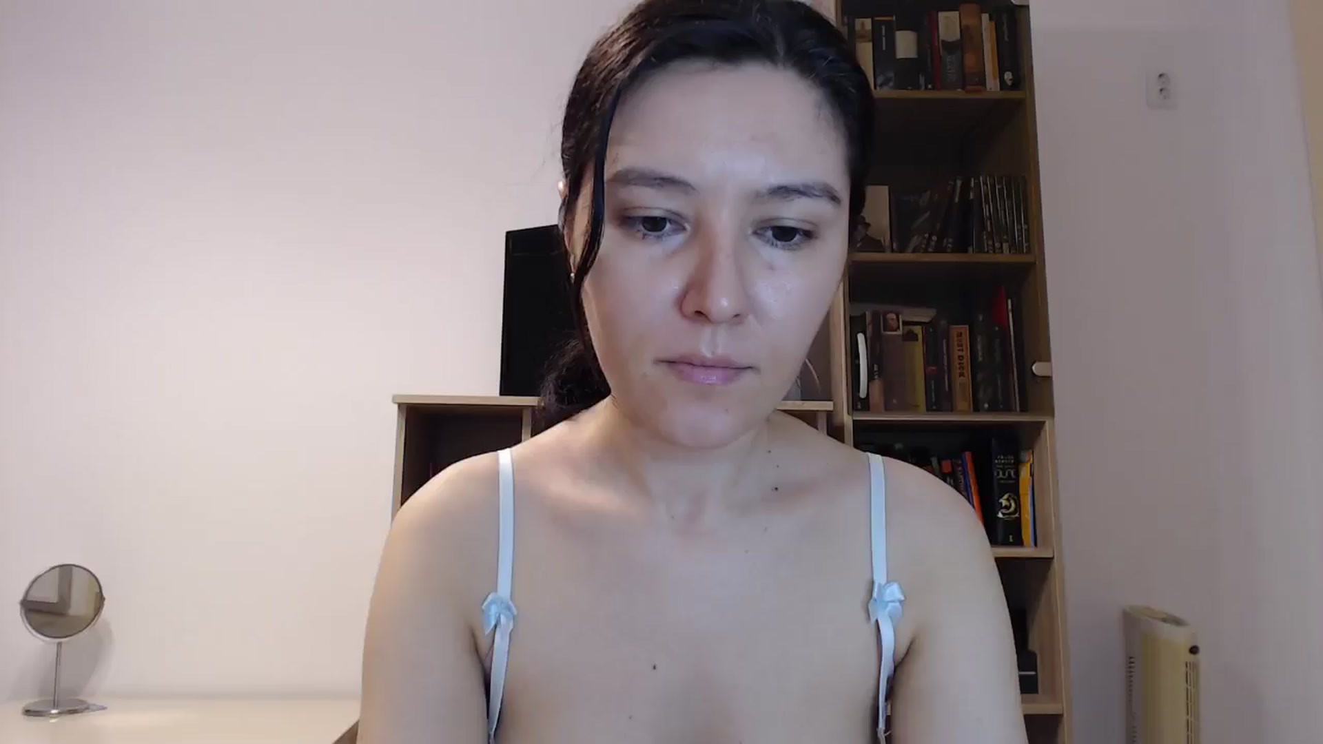 Gallery image thumbnail from SailorJupitr's myfreecams stream on, 10/19/2024, 21:00 image 17 of 20