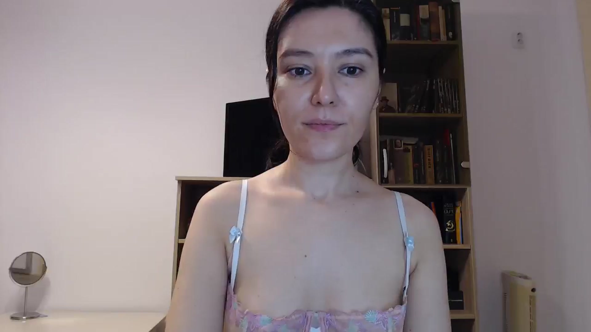 Gallery image thumbnail from SailorJupitr's myfreecams stream on, 10/19/2024, 21:00 image 5 of 20