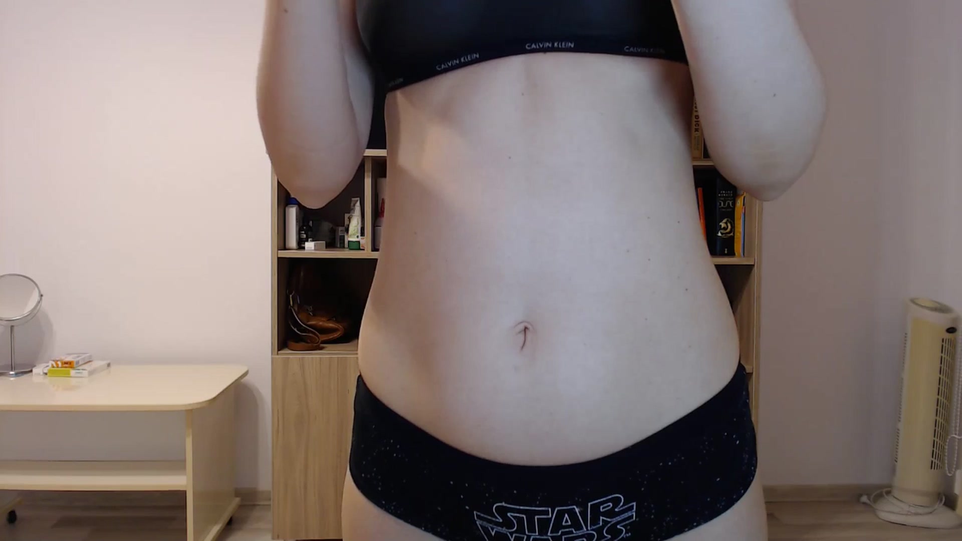 Gallery image thumbnail from SailorJupitr's myfreecams stream on, 10/25/2024, 18:55 image 15 of 20
