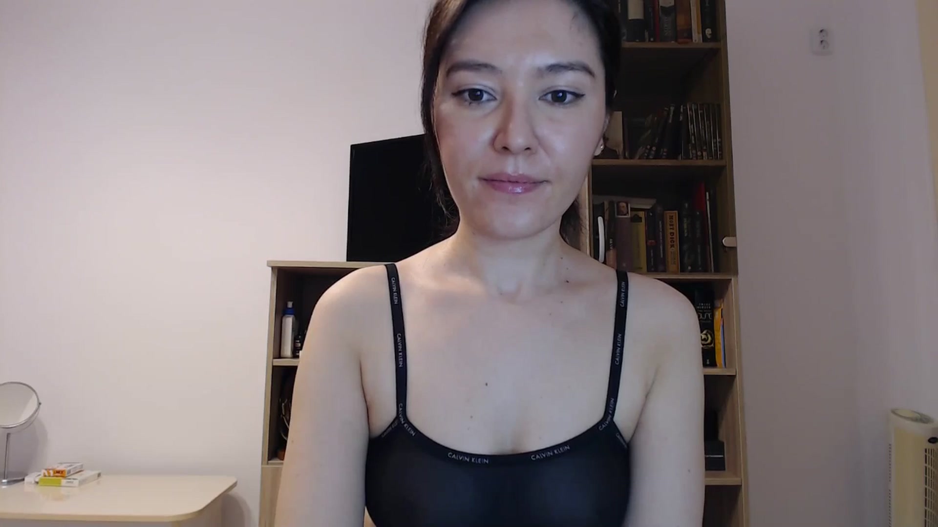 Gallery image thumbnail from SailorJupitr's myfreecams stream on, 10/25/2024, 18:55 image 4 of 20