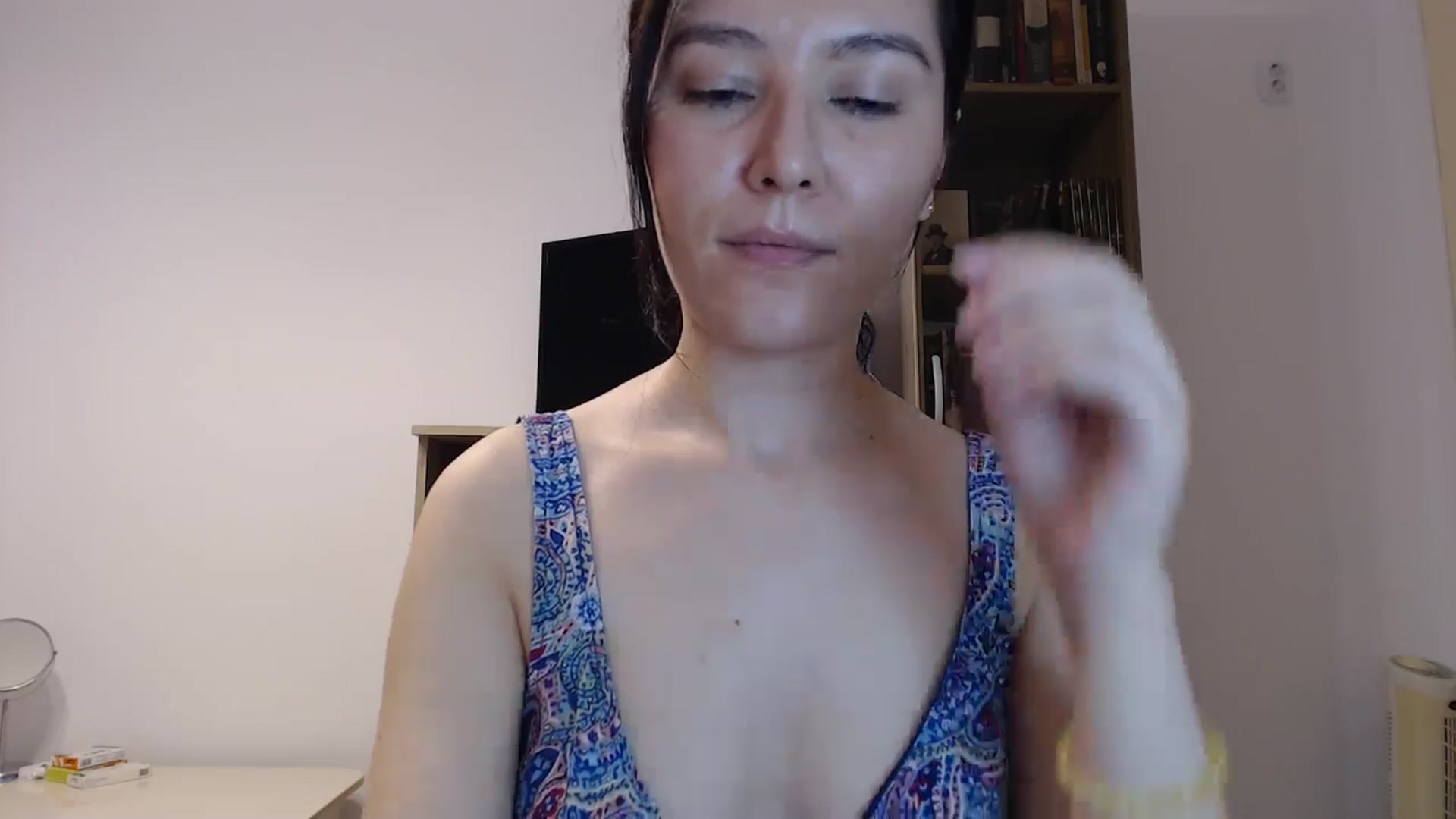 Gallery image thumbnail from SailorJupitr's myfreecams stream on, 10/26/2024, 20:12 image 5 of 20
