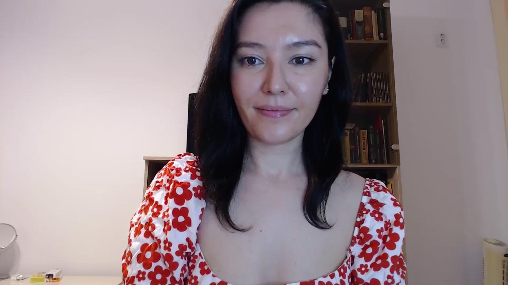 Gallery image thumbnail from SailorJupitr's myfreecams stream on, 10/27/2024, 19:58 image 18 of 20