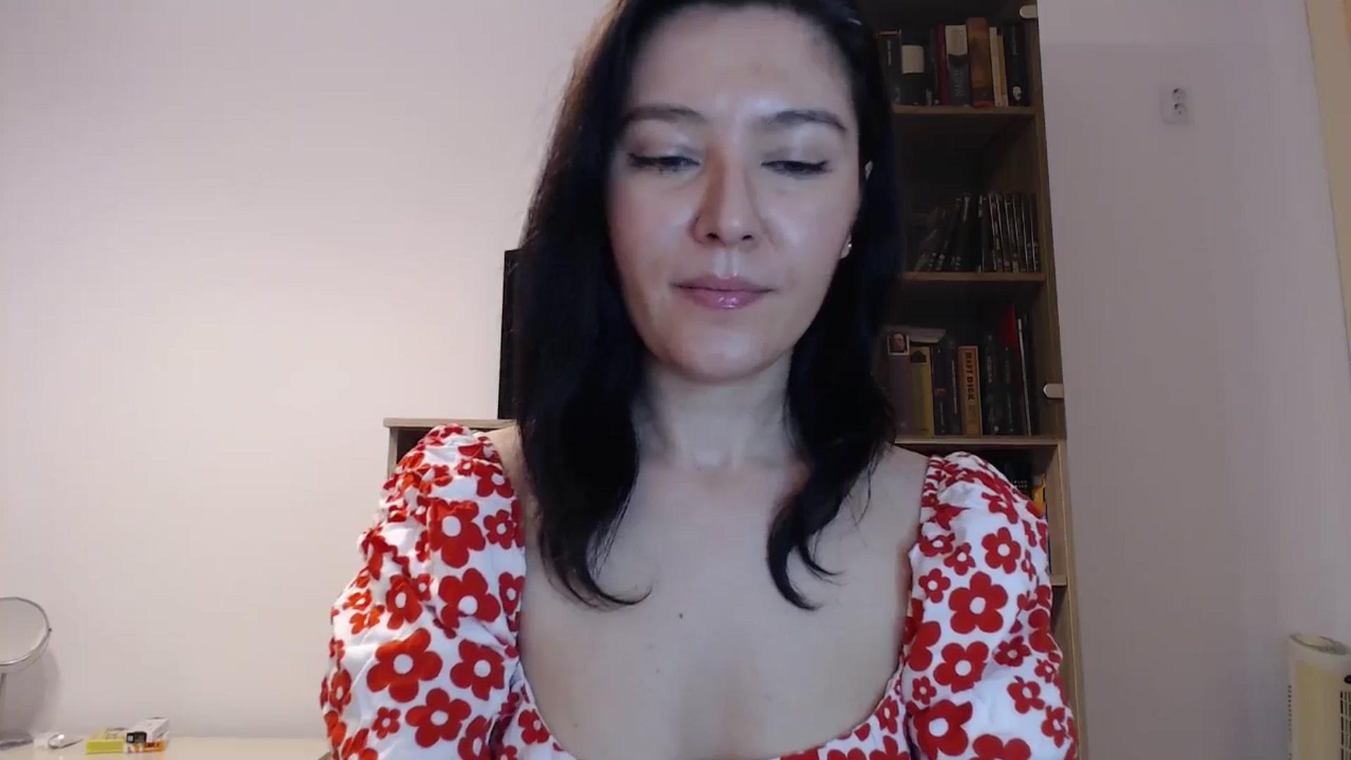 Gallery image thumbnail from SailorJupitr's myfreecams stream on, 10/27/2024, 19:58 image 5 of 20